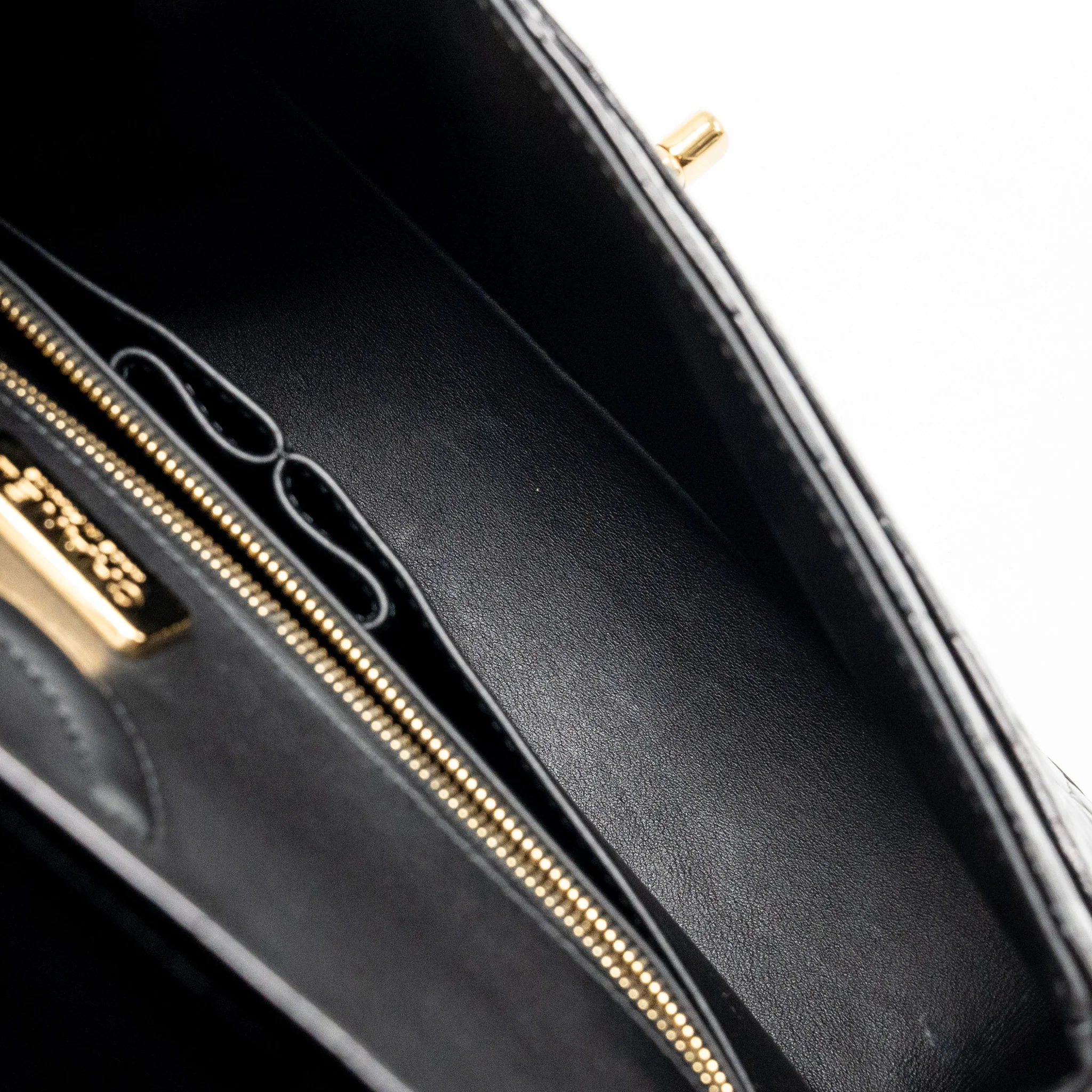 Chanel Medium Classic Double Flap Bag Alligator Mississippiensis Black GHW - Image 15