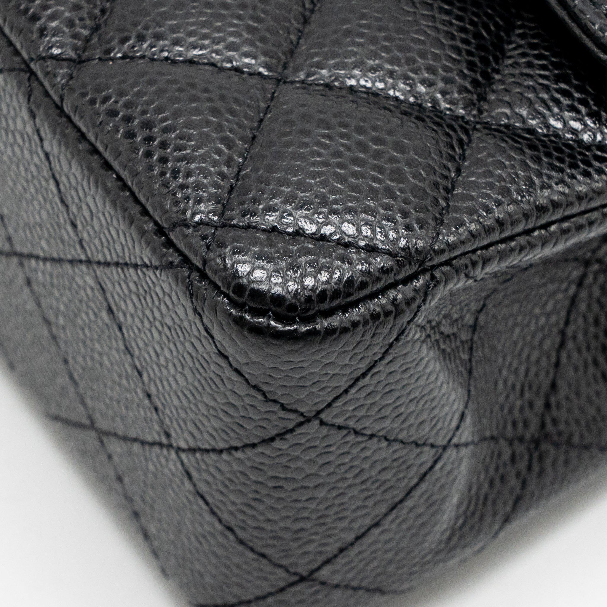 Chanel Medium Classic Double Flap BAG Caviar Black GHW - Image 10