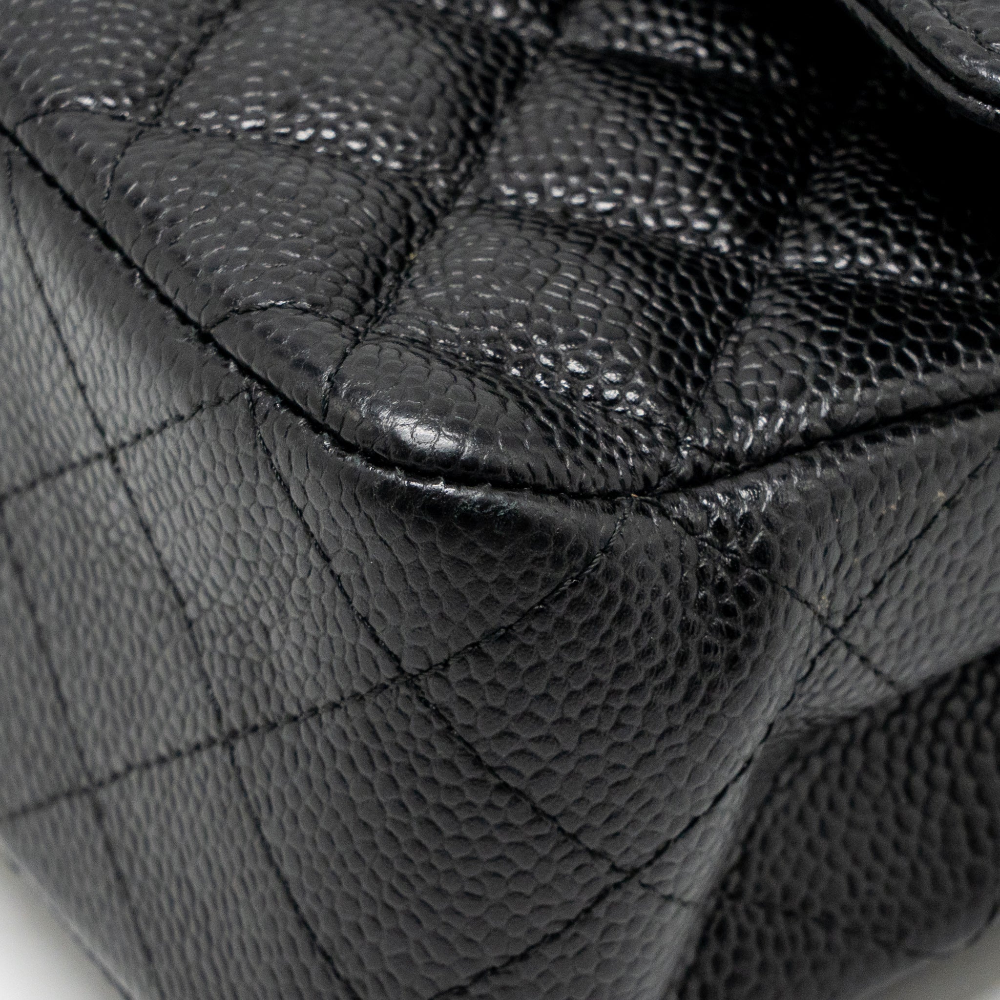 Chanel Medium Classic Double Flap Bag caviar Black GHW - Image 10