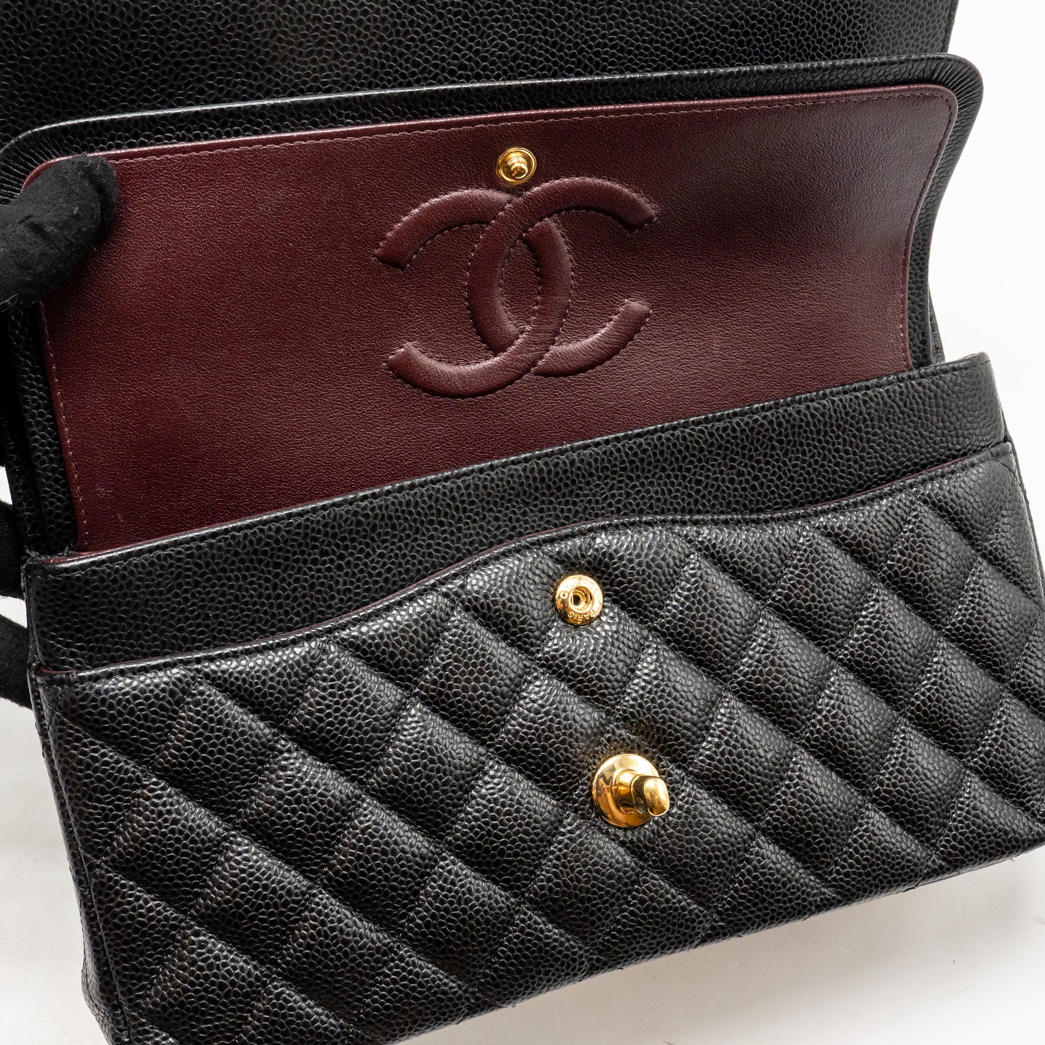 Chanel Medium Classic Double Flap Bag caviar Black GHW - Image 14
