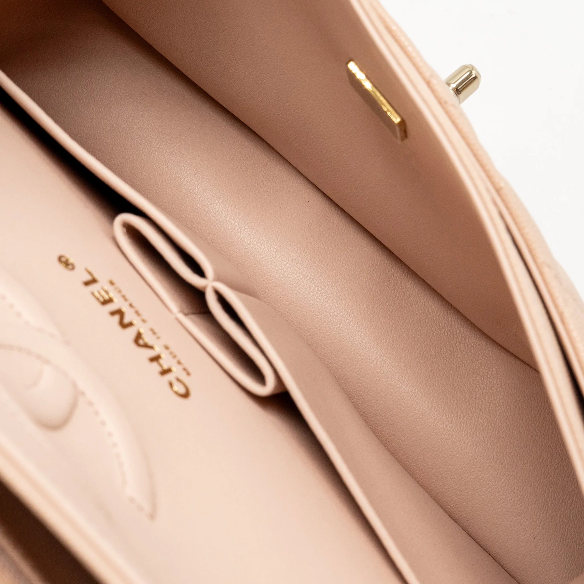 Chanel Medium Classic Double Flap Bag Caviar Light Pink LGHW (Microchip) - Image 16