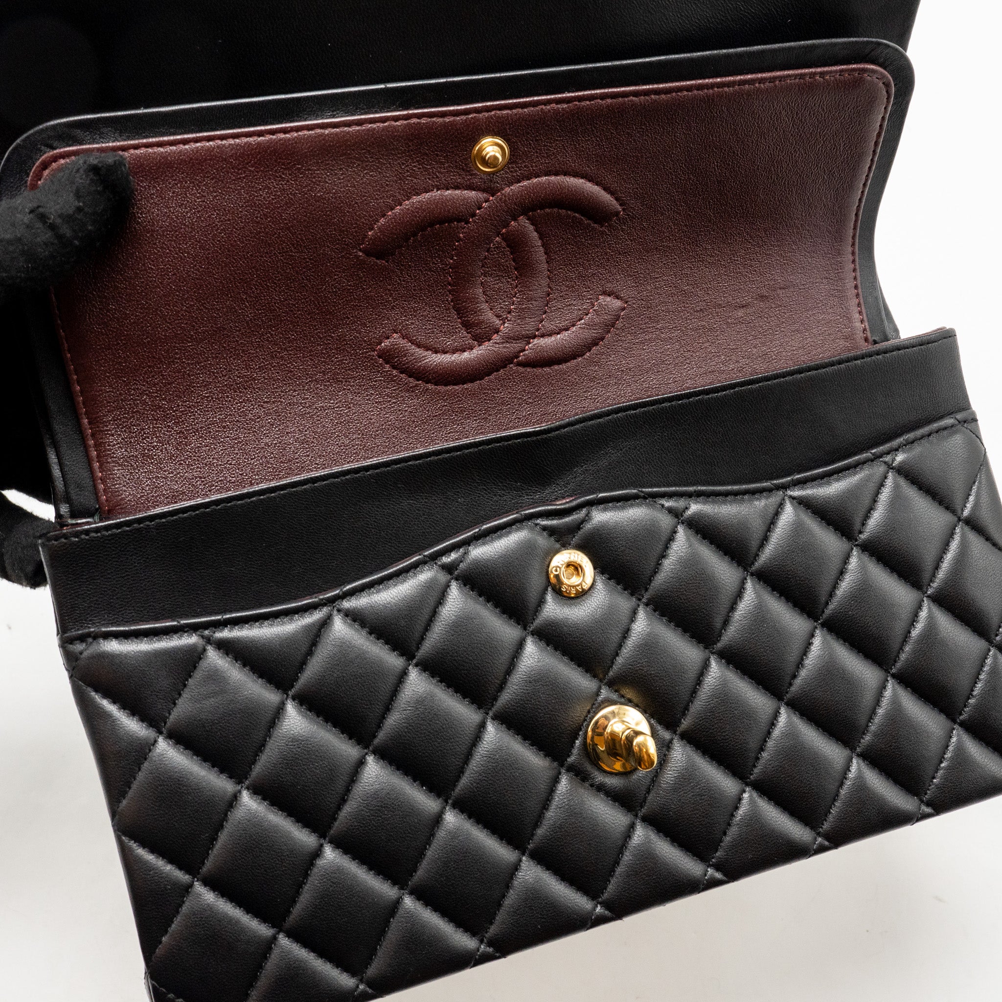 Chanel Medium Classic double Flap Bag Lambskin Black GHW - Image 14