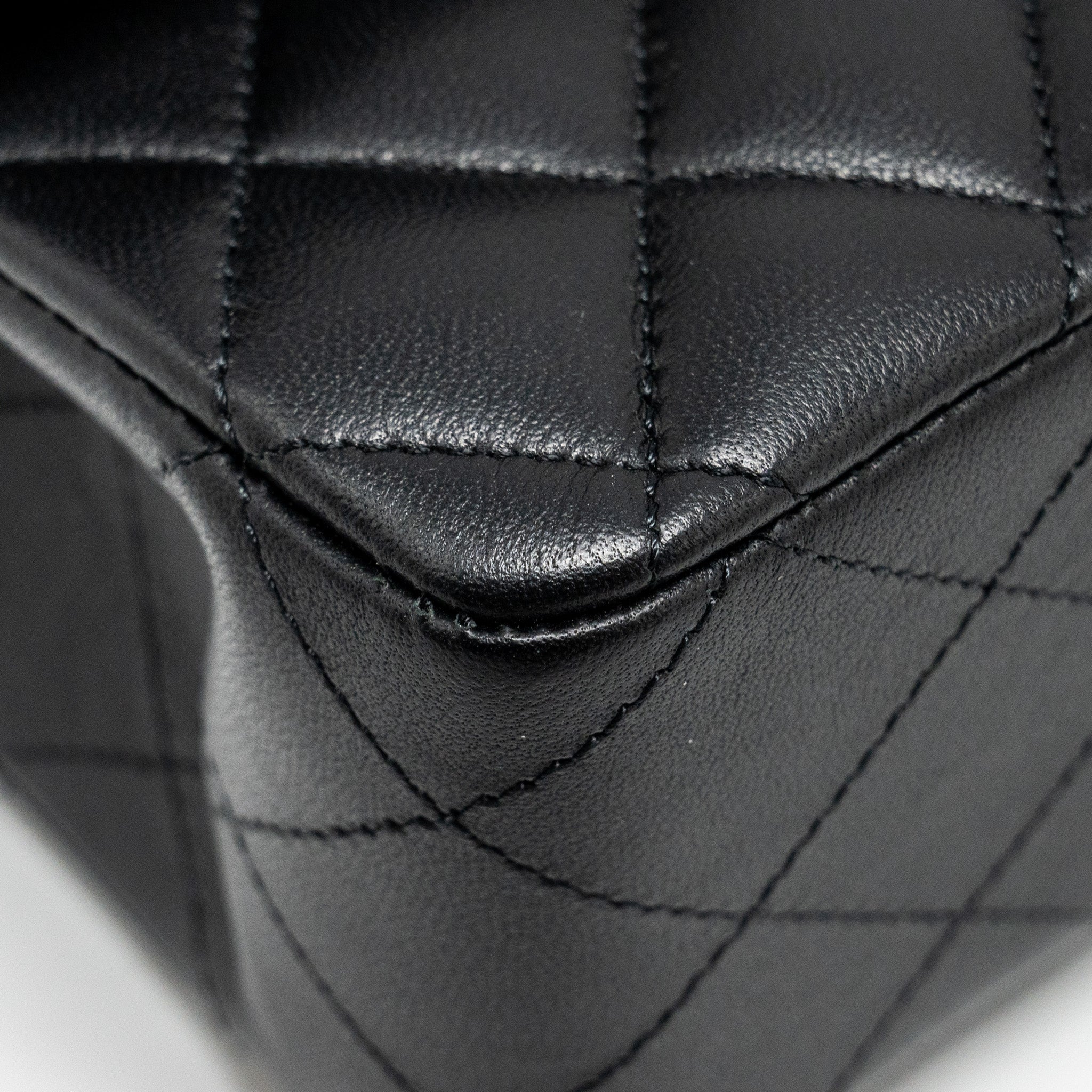 Chanel Medium Classic Double Flap Bag Lambskin Black SHW (Microchip) - Image 9