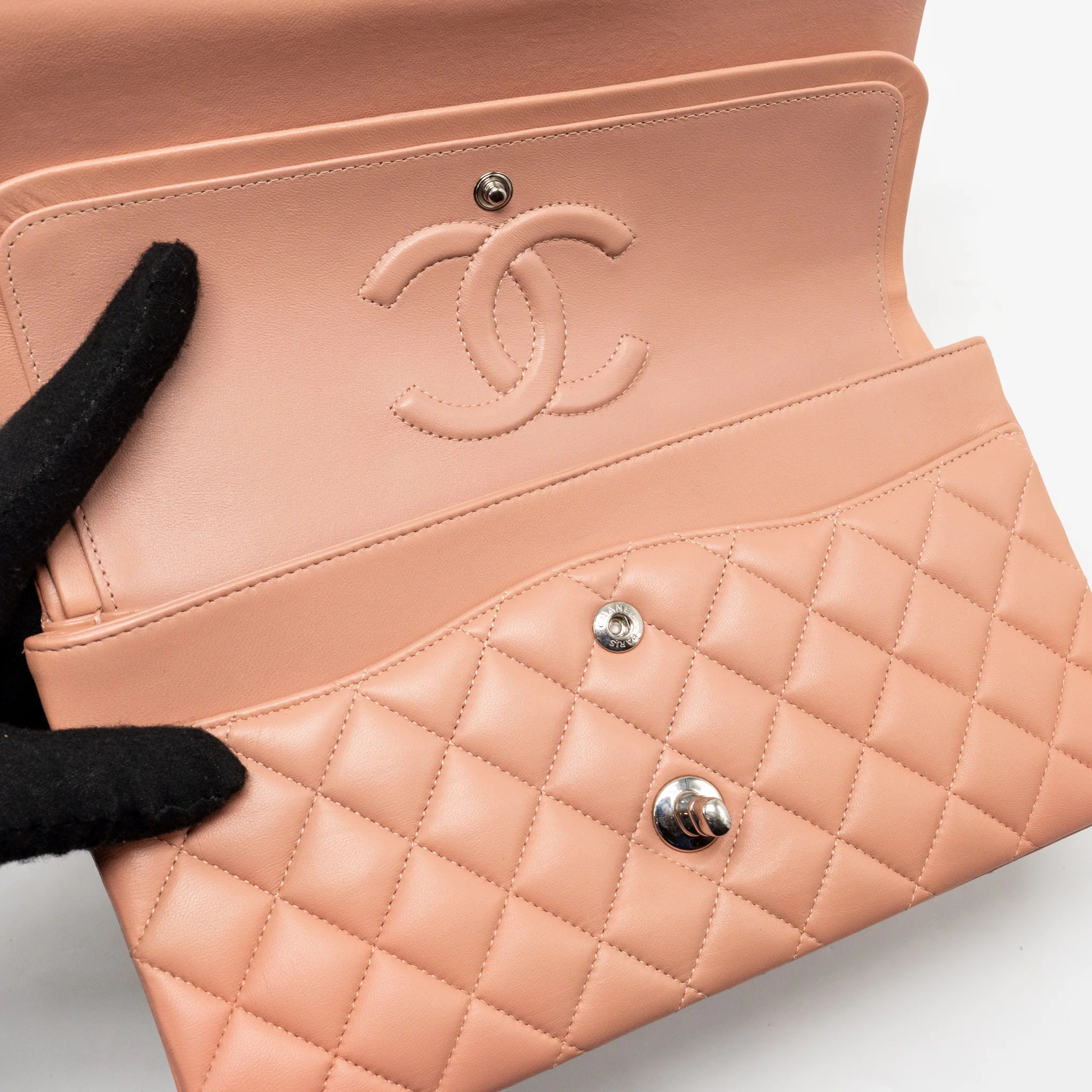 Chanel Medium Classic Double flap bag lambskin pink SHW (microchip) - Image 14