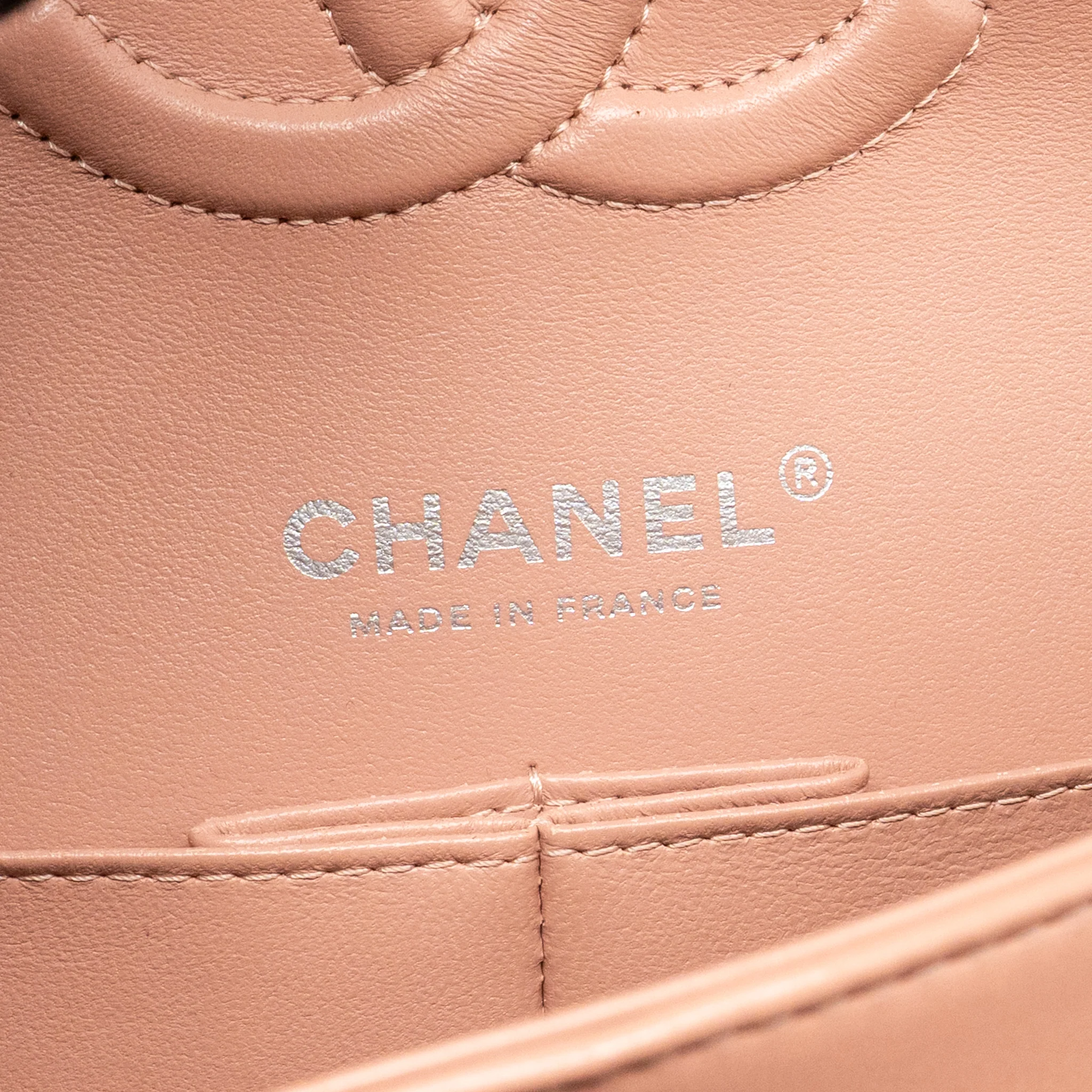 Chanel Medium Classic Double flap bag lambskin pink SHW (microchip) - Image 15