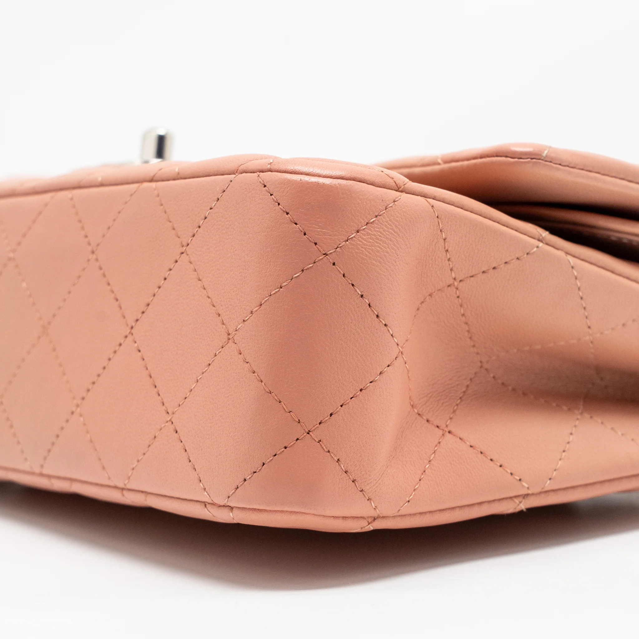 Chanel Medium Classic Double flap bag lambskin pink SHW (microchip) - Image 7