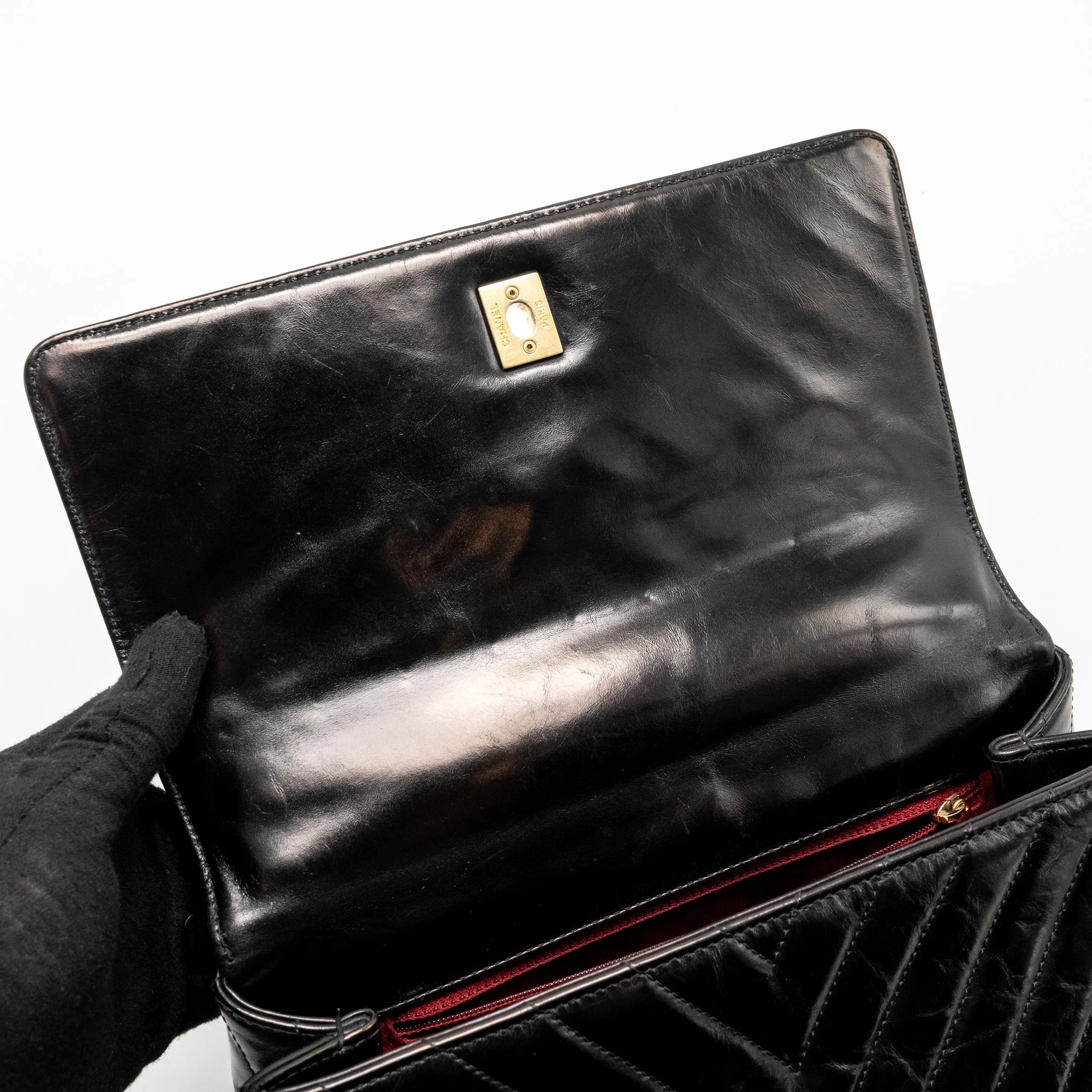 Chanel Medium Coco Handle Chevron Calfskin Black GHW - Image 14