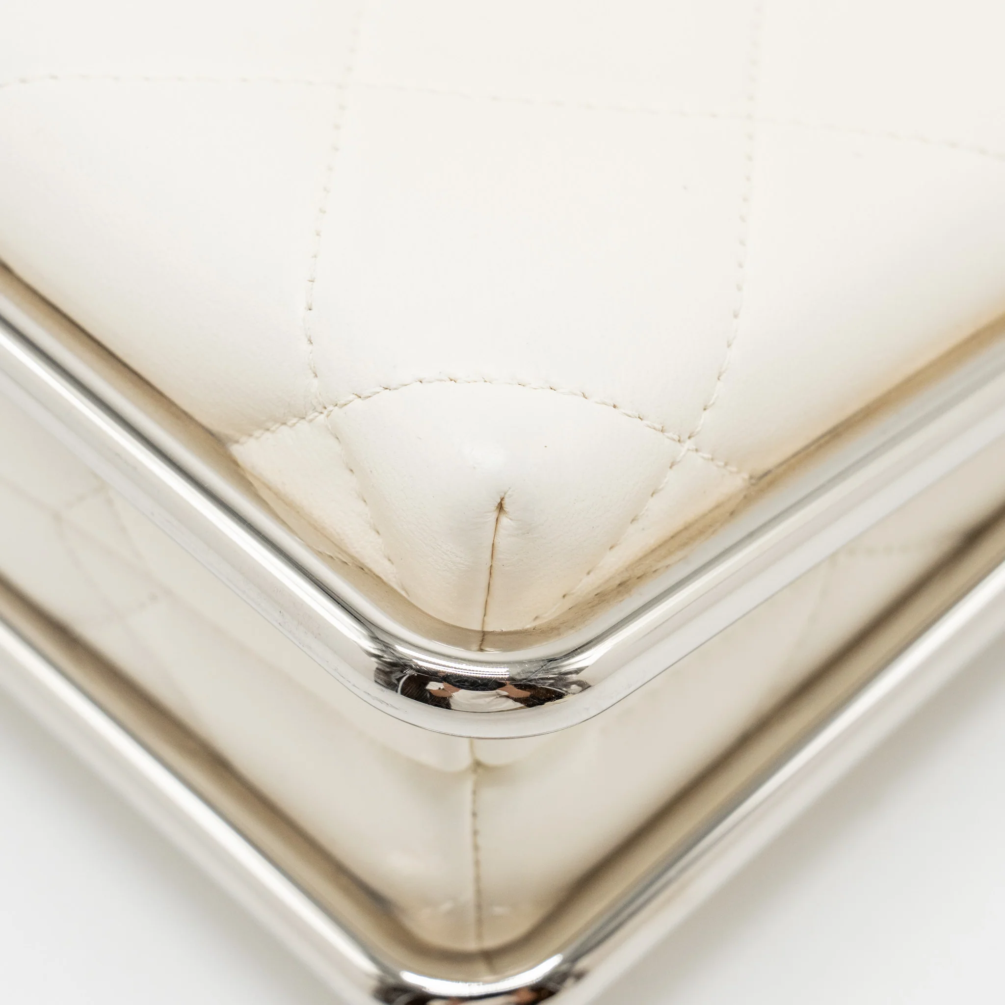 Chanel Metal Bar Clutch Bag Lambskin White SHW - Image 10