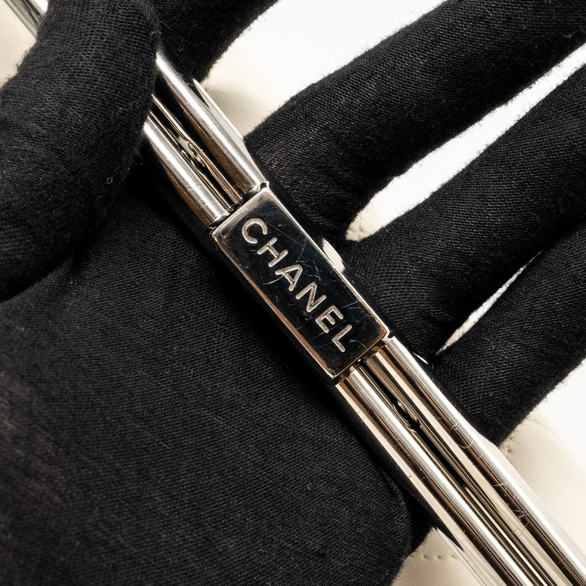 Chanel Metal Bar Clutch Bag Lambskin White SHW - Image 12