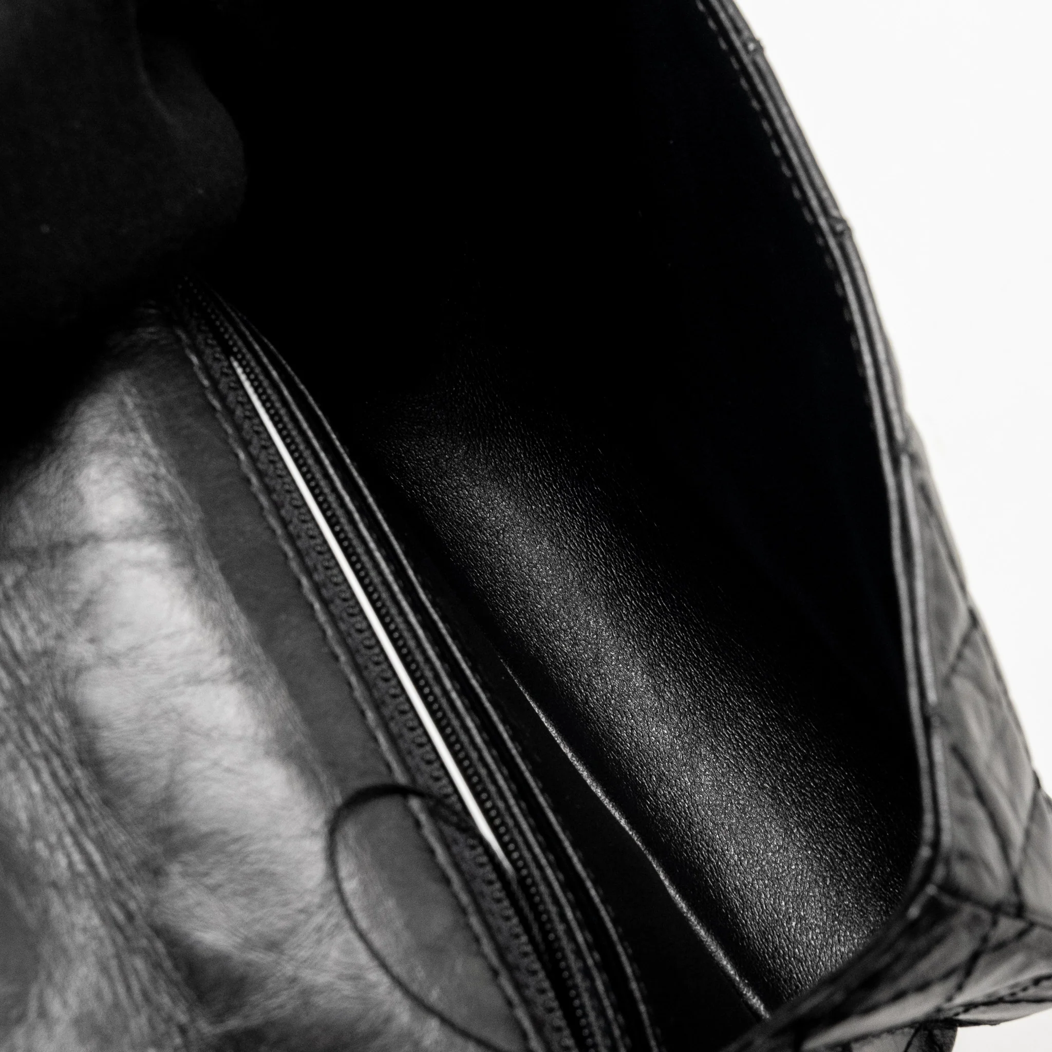 Chanel Mini 2.55 Reissue Aged Calfskin Black GHW - Image 16