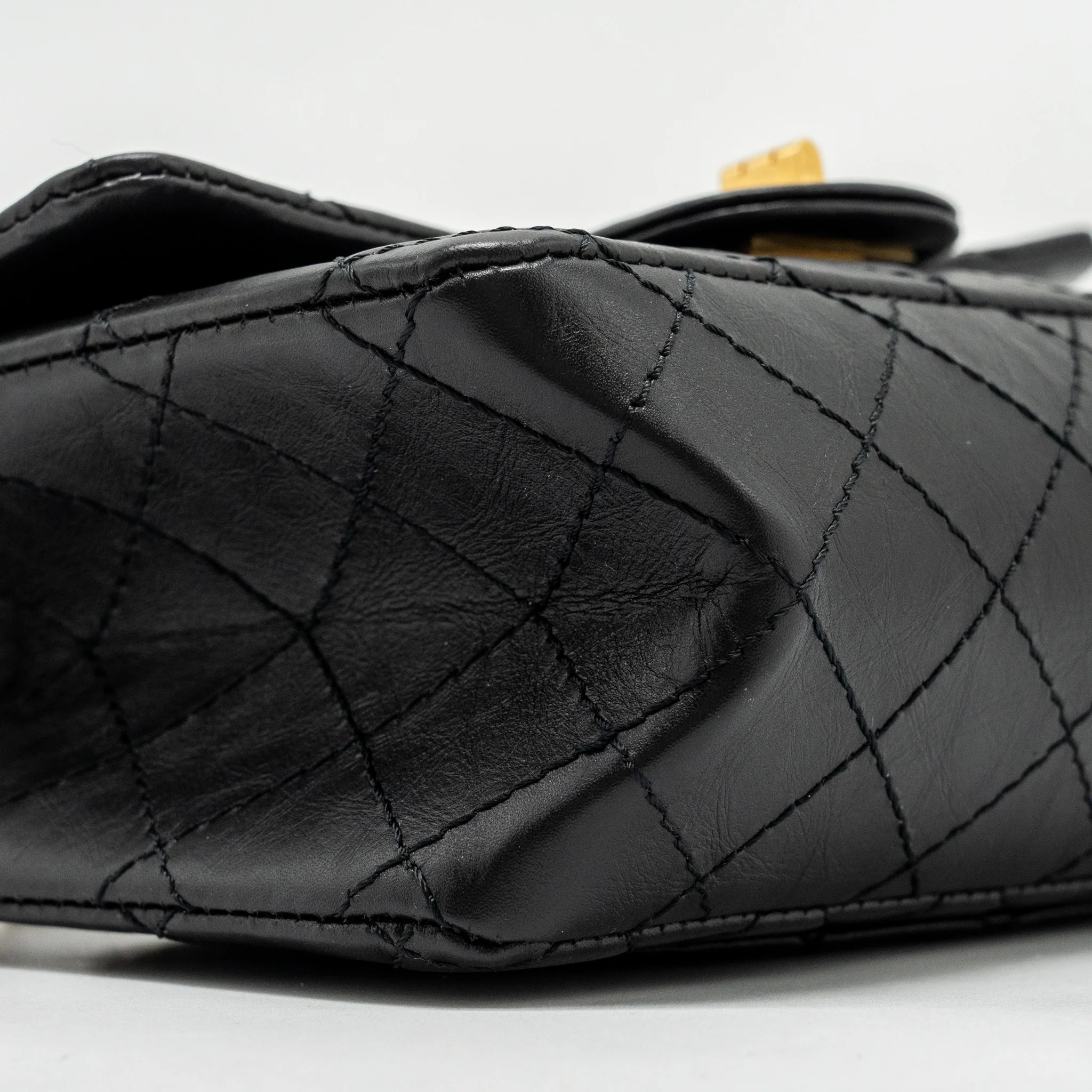 Chanel Mini 2.55 Reissue Aged Calfskin BLACK GHW (Microchip) - Image 6