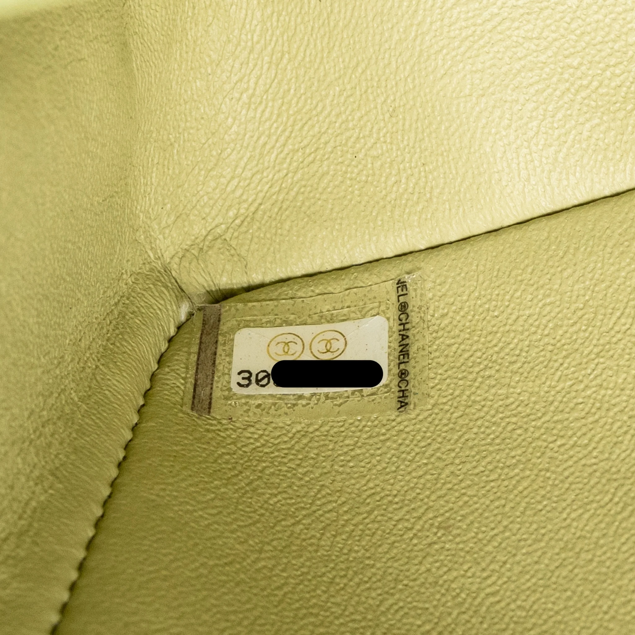 Chanel Mini 2.55 Reissue Aged Calfskin Green GHW - Image 17