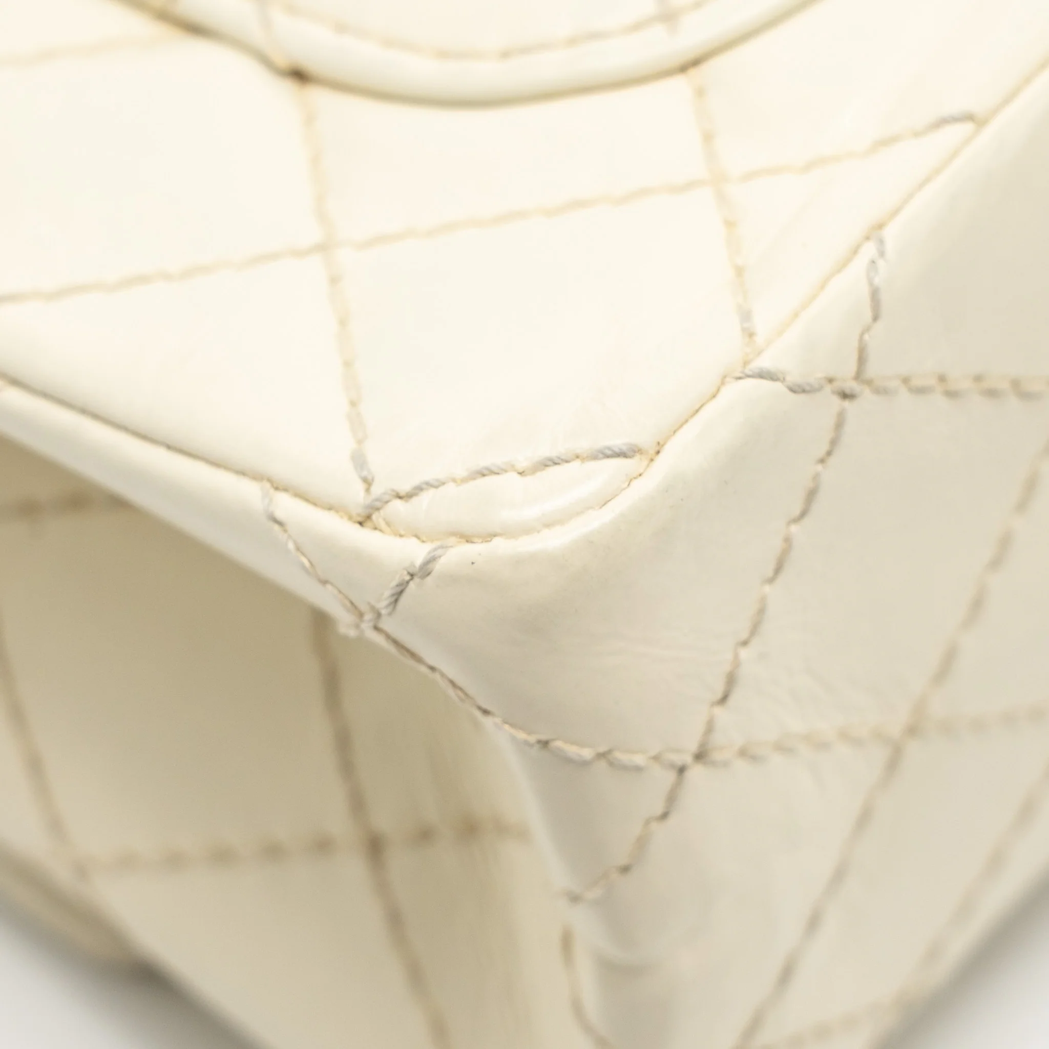 Chanel Mini 2.55 Reissue Flap Bag Aged Calfskin Creamy White With Ruthenium Hardware - Image 11