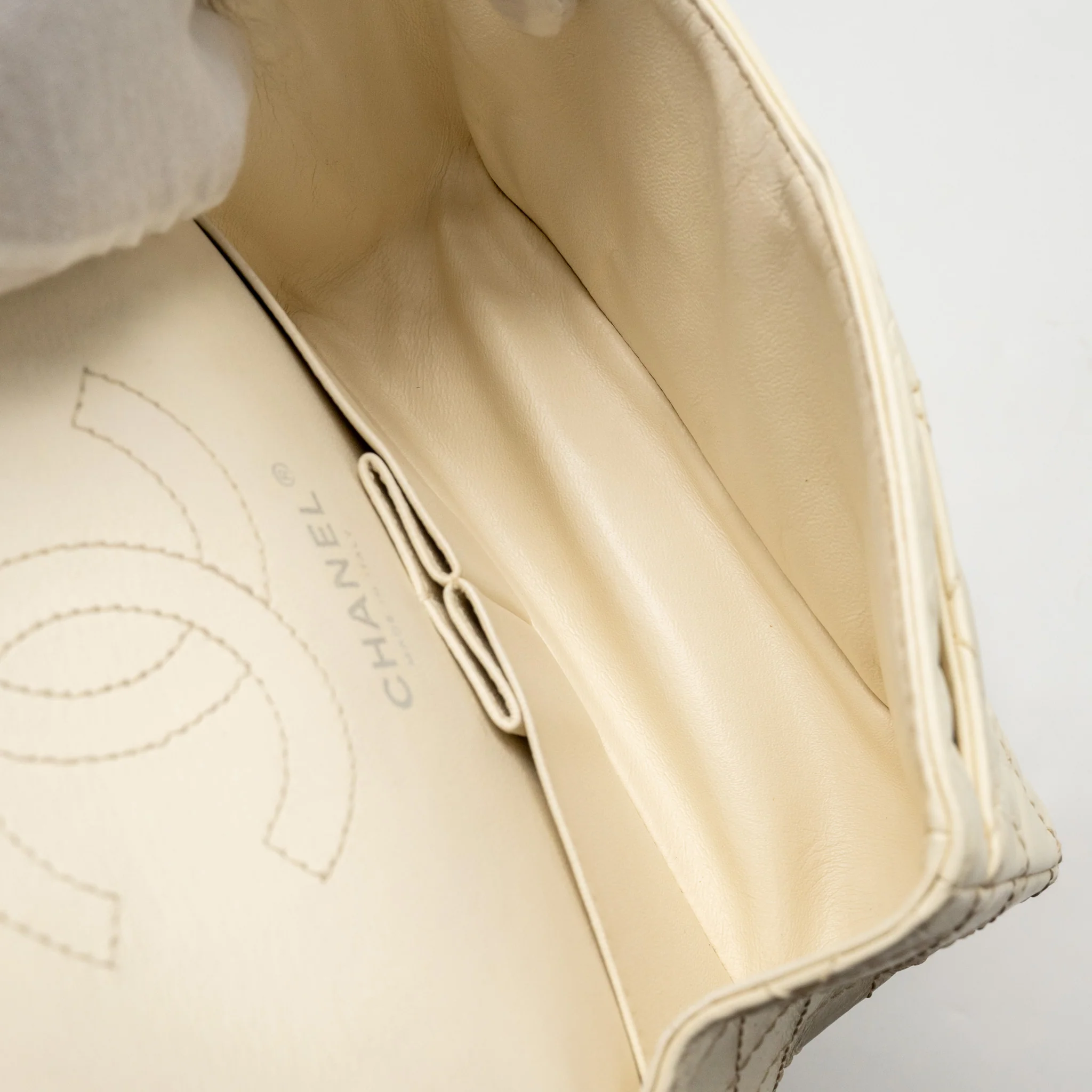 Chanel Mini 2.55 Reissue Flap Bag Aged Calfskin Creamy White With Ruthenium Hardware - Image 16