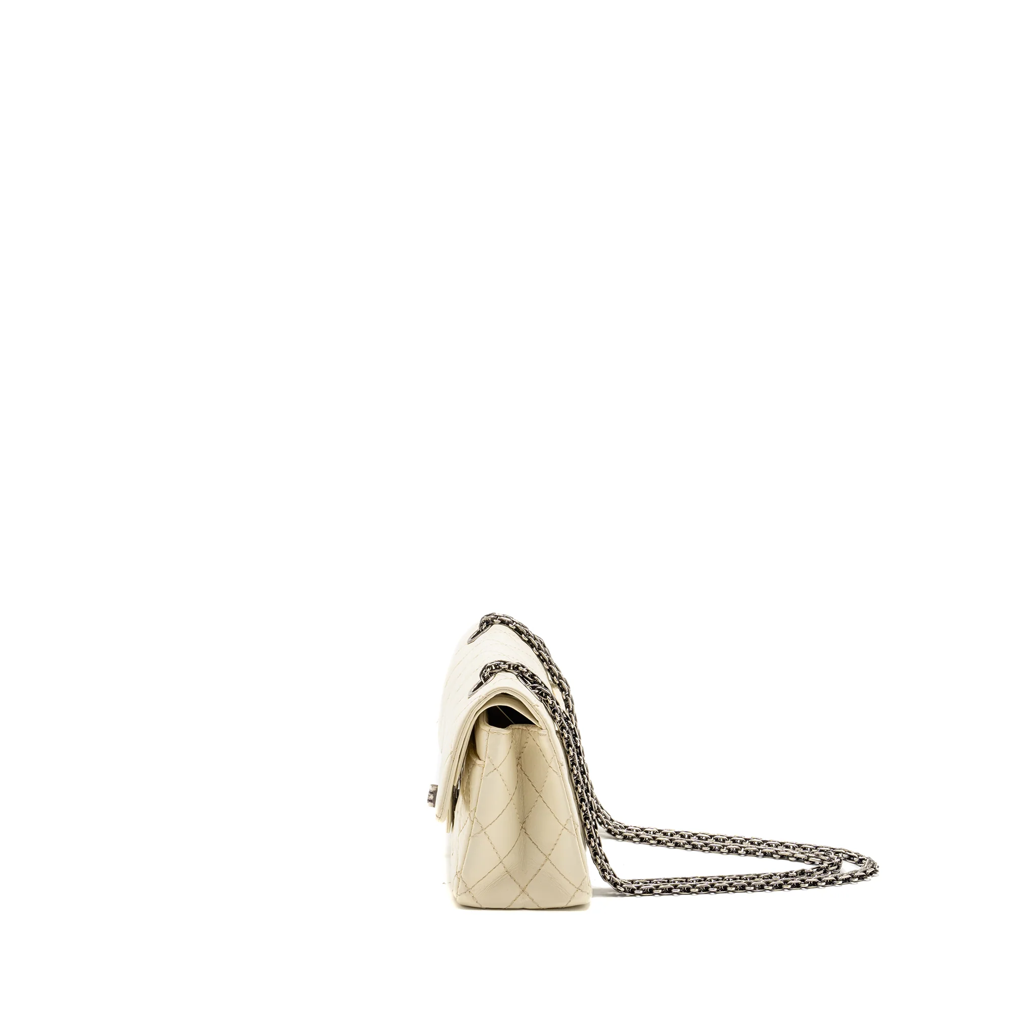 Chanel Mini 2.55 Reissue Flap Bag Aged Calfskin Creamy White With Ruthenium Hardware - Image 4