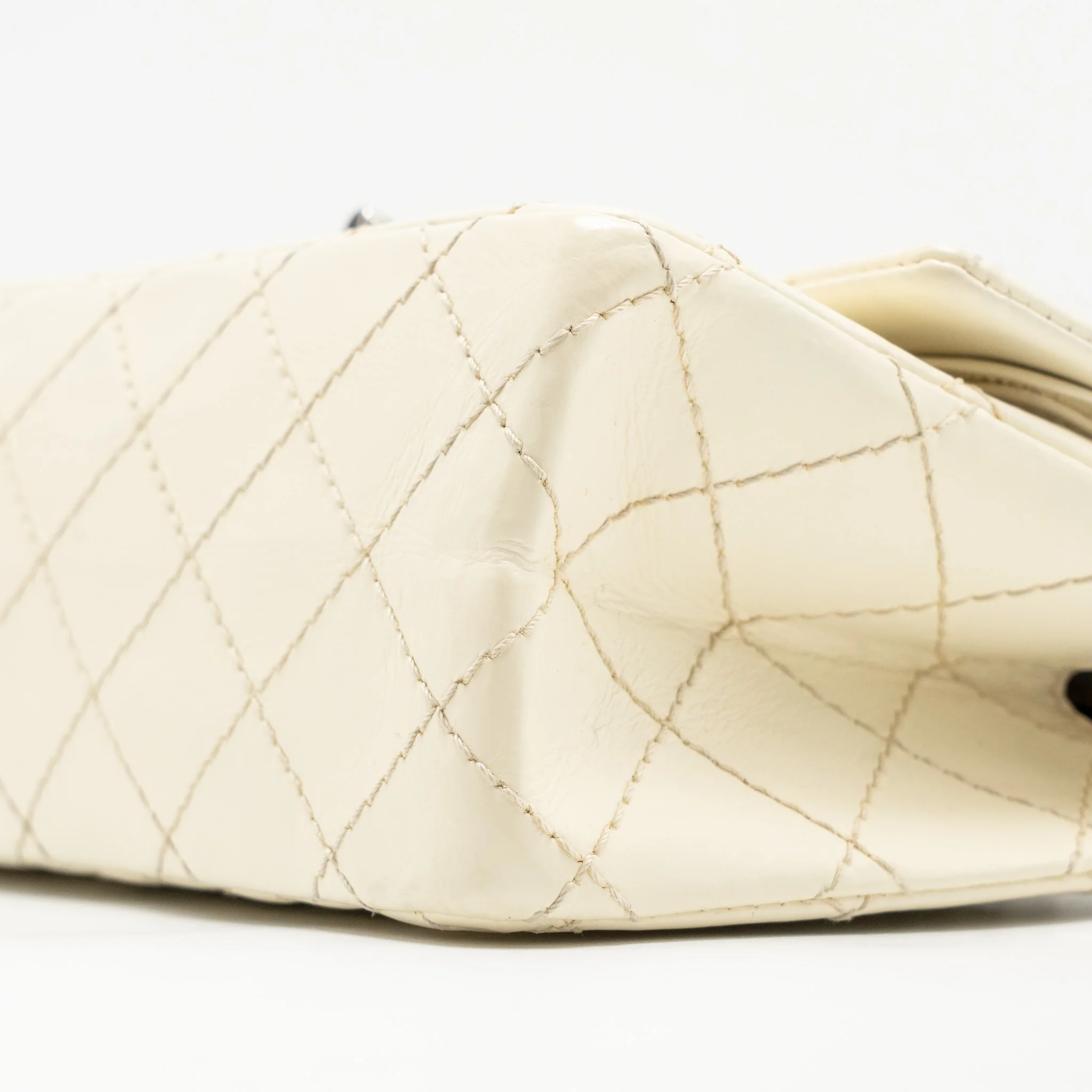 Chanel Mini 2.55 Reissue Flap Bag Aged Calfskin Creamy White With Ruthenium Hardware - Image 7