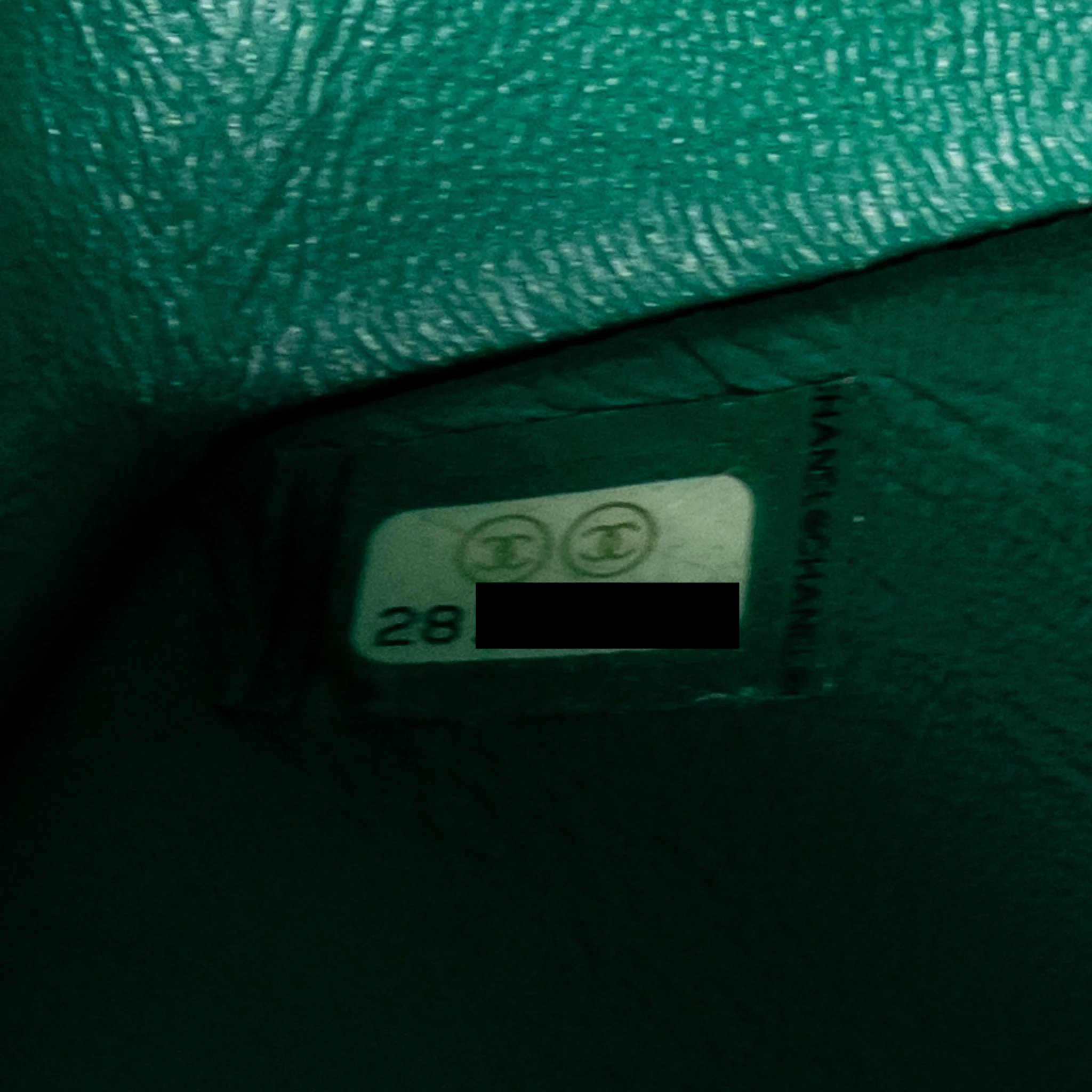 Chanel Mini 2.55 Reissue Flap Bag Calfskin Green GHW - Image 18