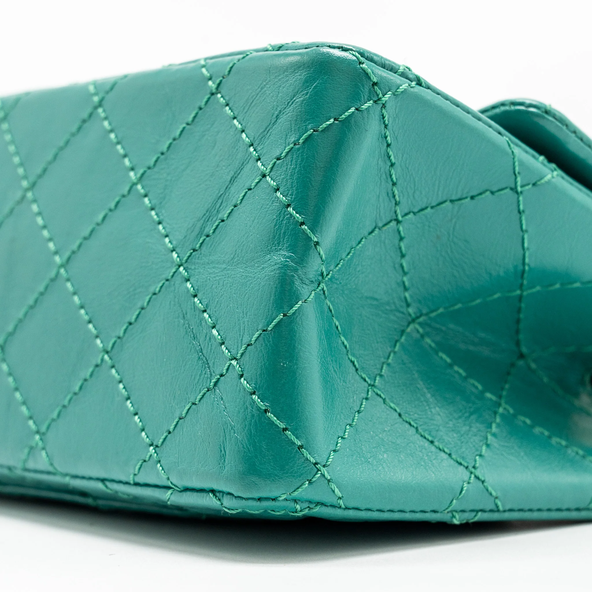 Chanel Mini 2.55 Reissue Flap Bag Calfskin Green GHW - Image 7