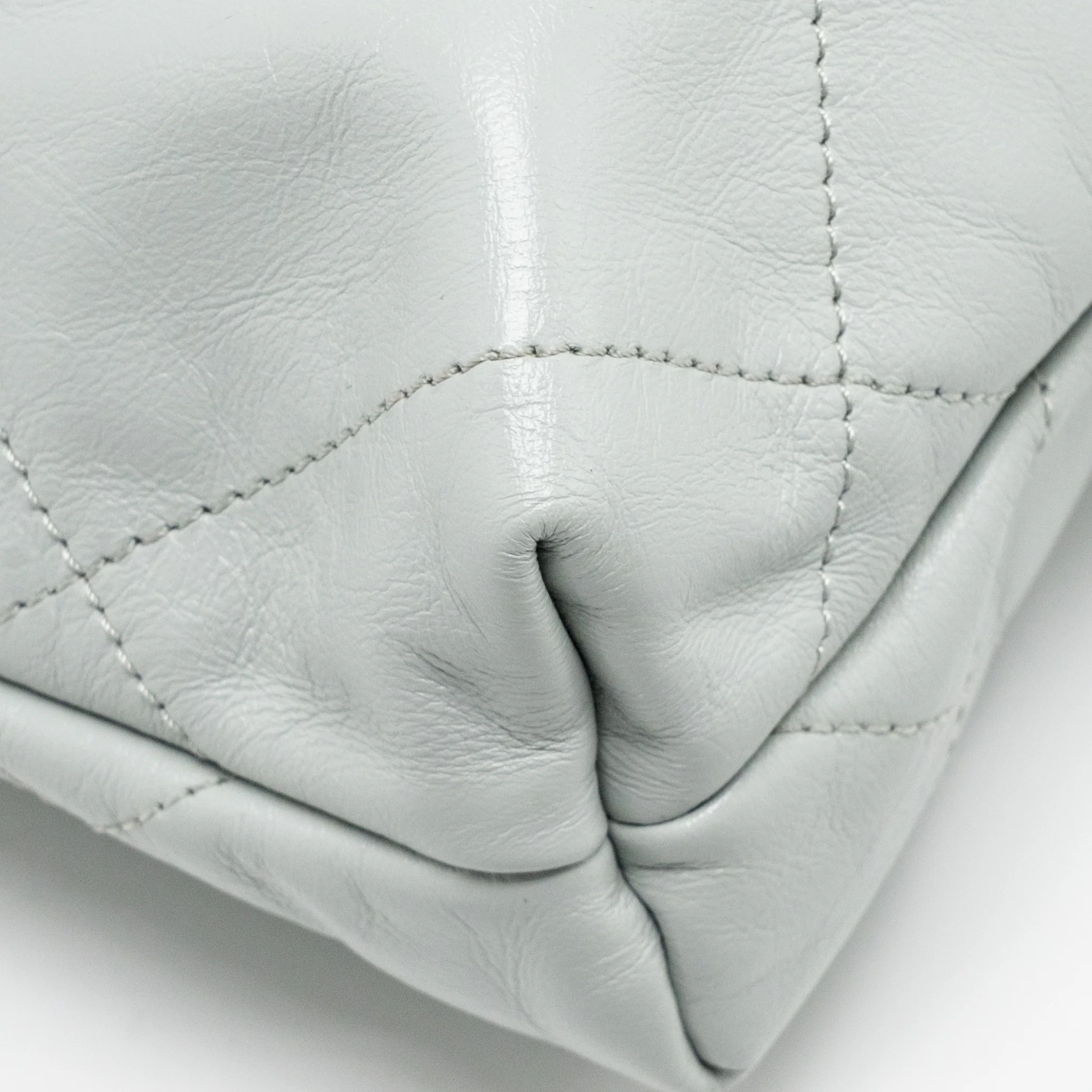 Chanel Mini 22 Bag Calfskin Light Grey GHW (Microchip) - Image 11