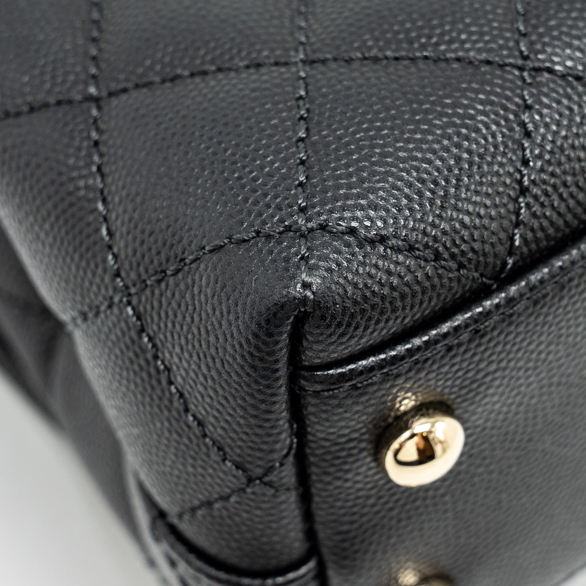Chanel Mini CocoHandle Caviar Black LGHW (Microchip) - Image 10