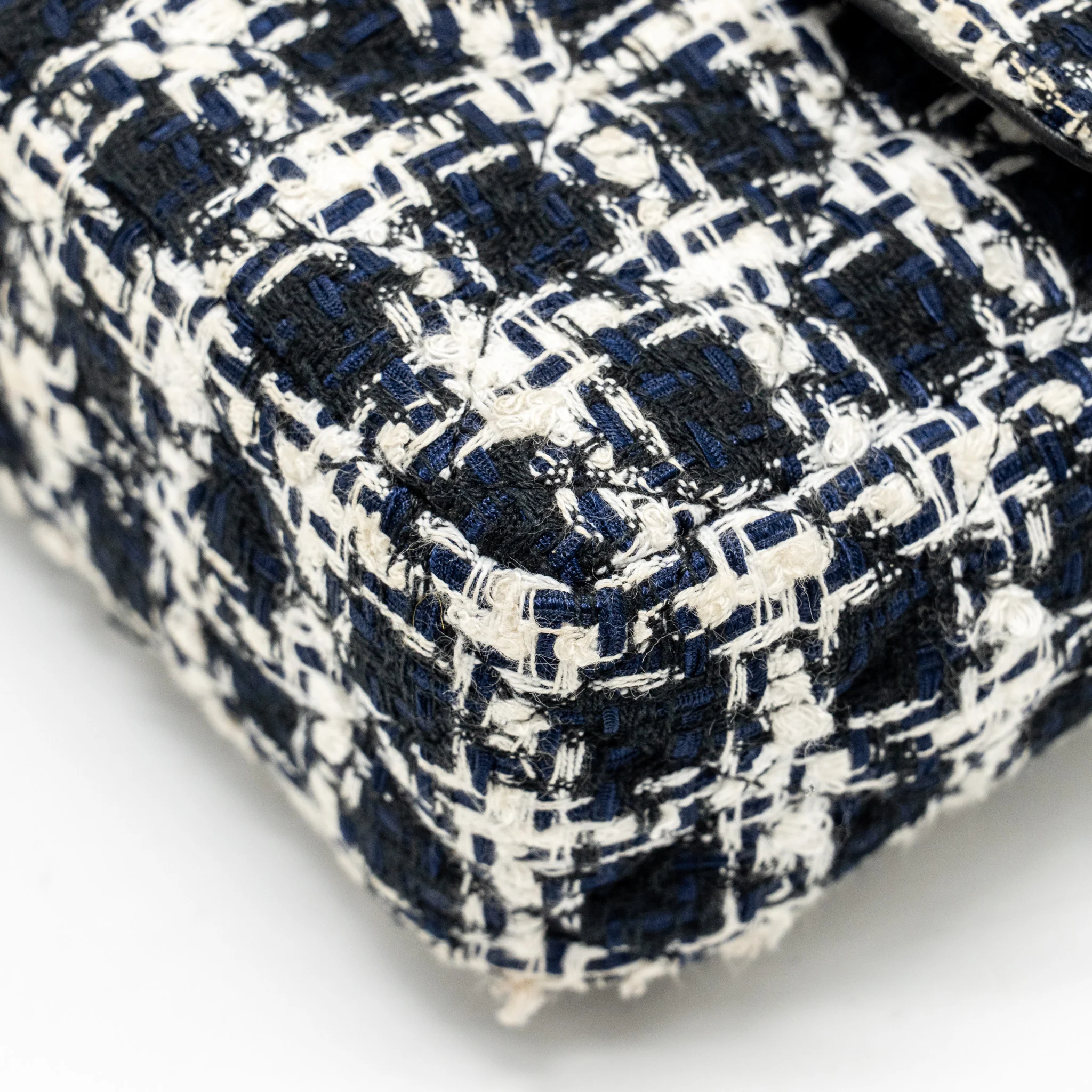 Chanel Mini Flap Bag with Detailed Chain Tweed Black/White LGHW (Microchip) - Image 8
