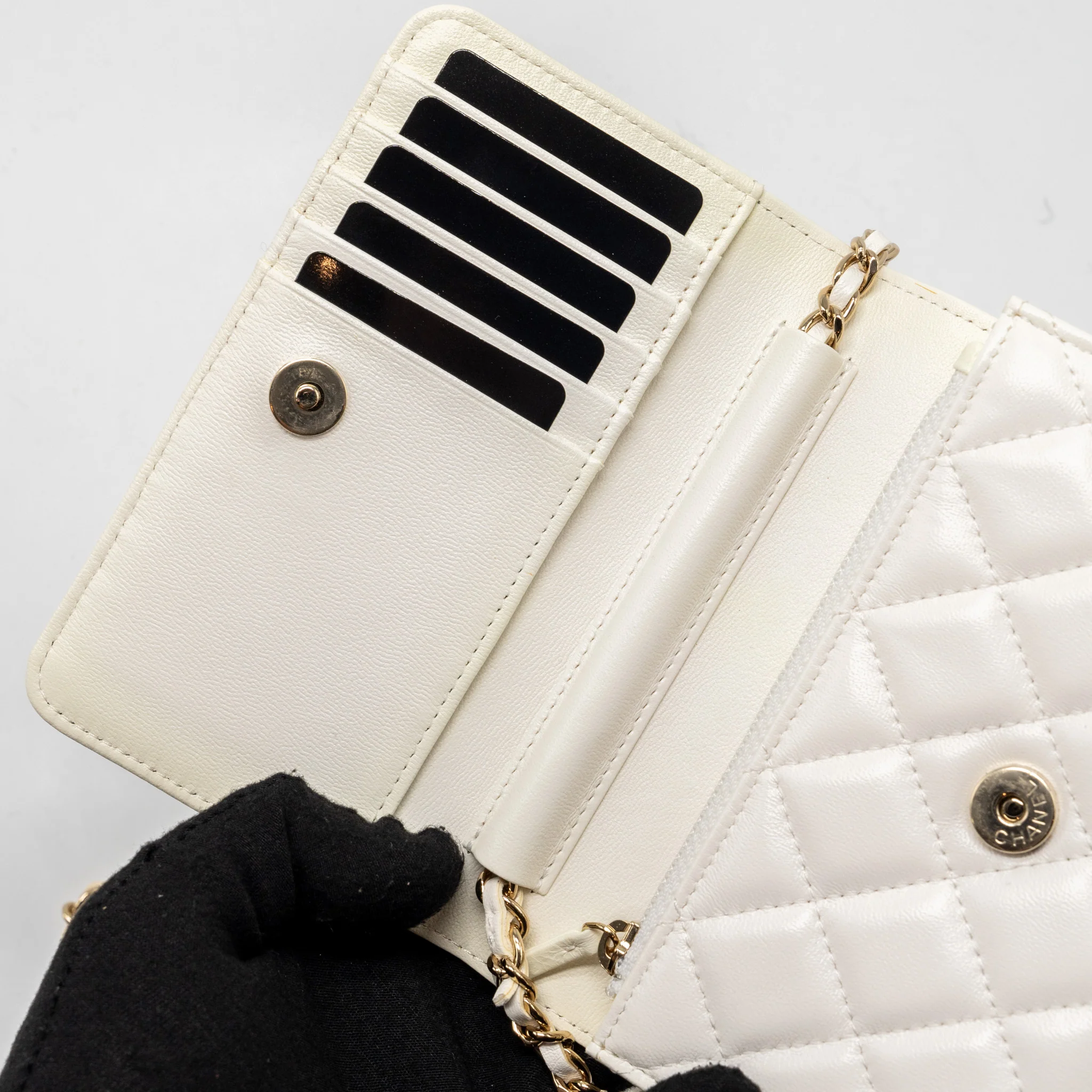 Chanel mini flap wallet with chain lambskin white LGHW - Image 10