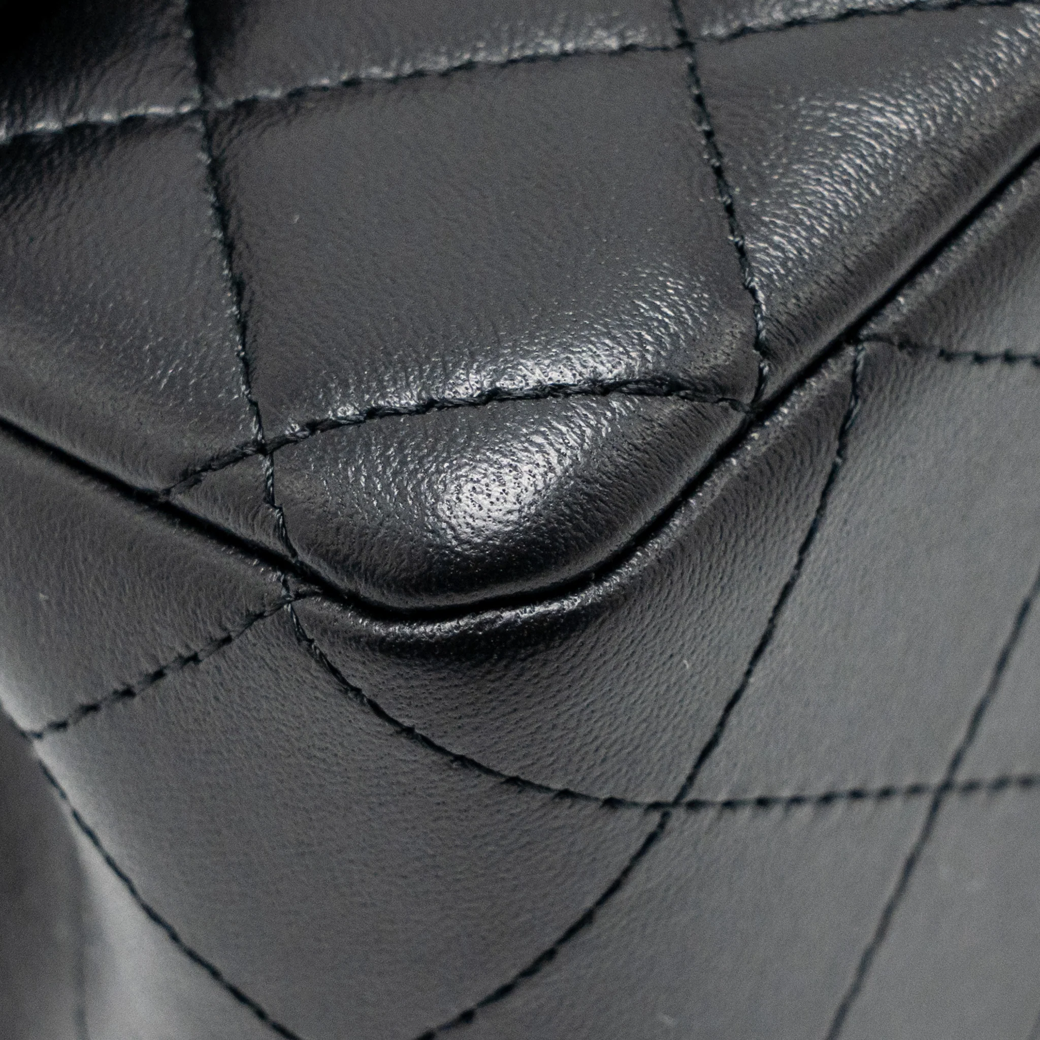 Chanel Minirectangular flap bag Lambskin black LGHW (microchip) - Image 9