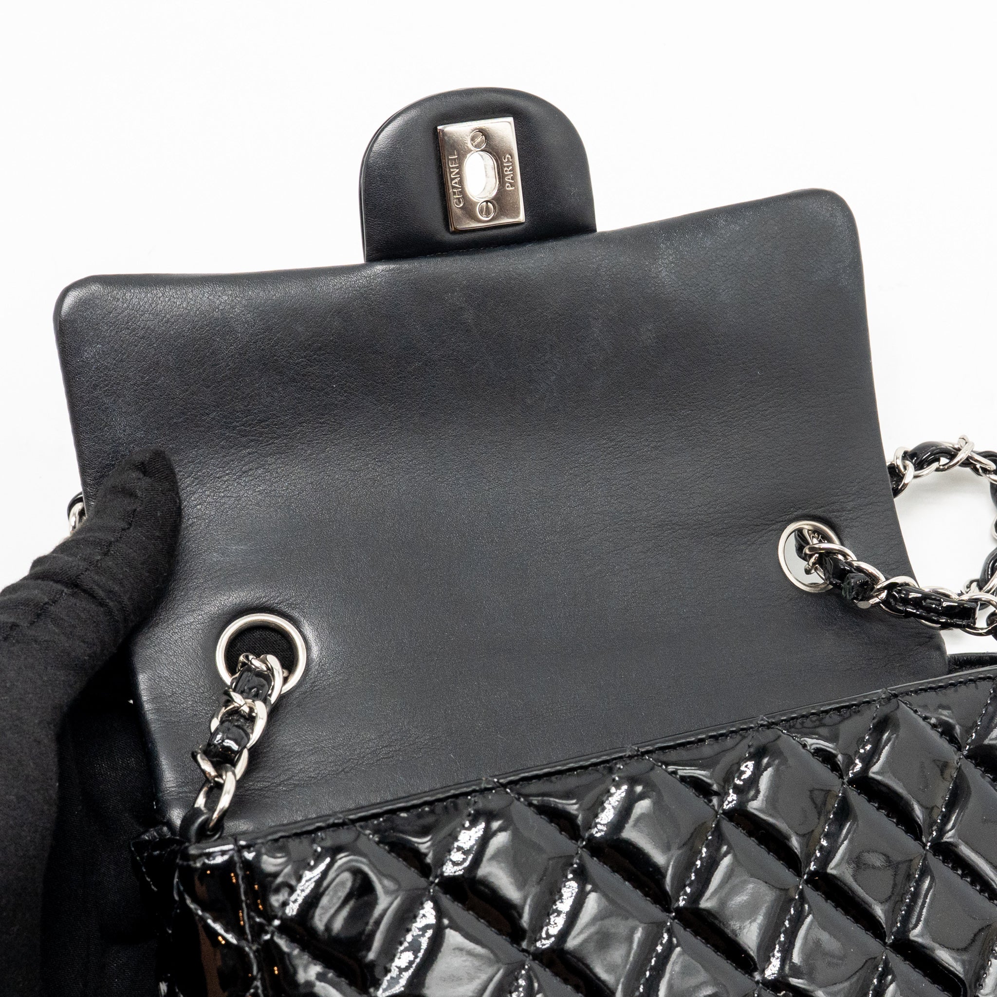 Chanel mini rectangular flap bag patent black SHW - Image 14