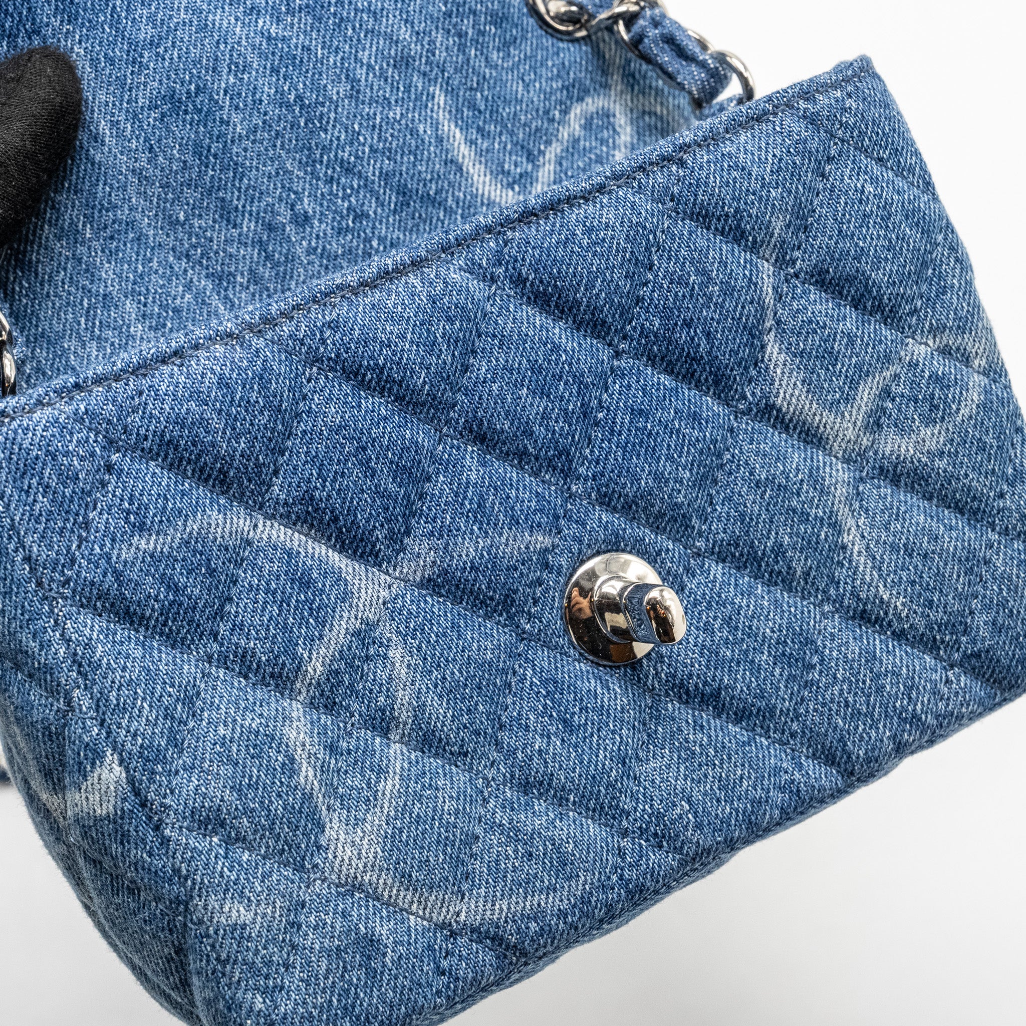 Chanel Mini Square flap bag denim blue SHW - Image 15