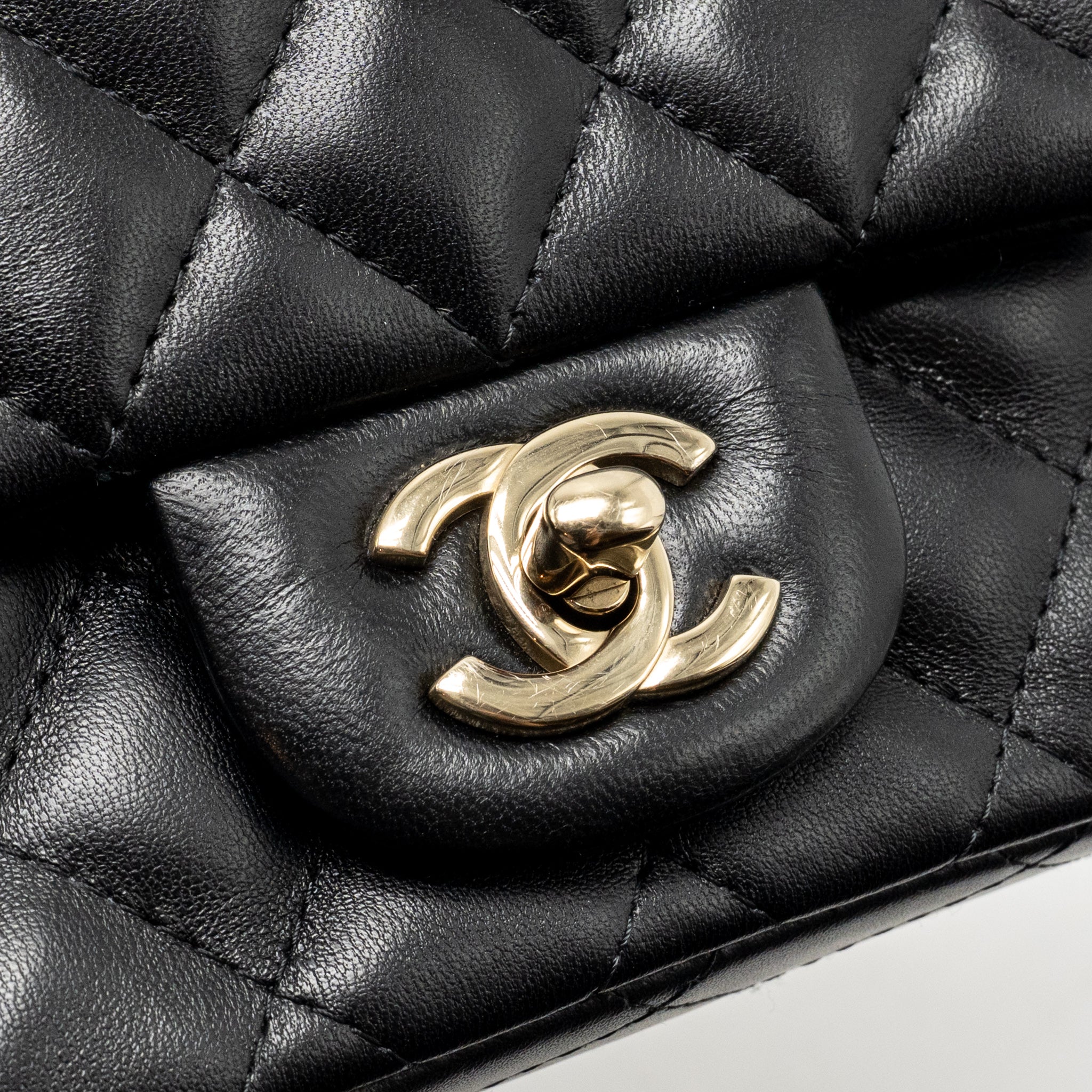 Chanel Mini Square flap bag lambskin black LGHW (microchip) - Image 13