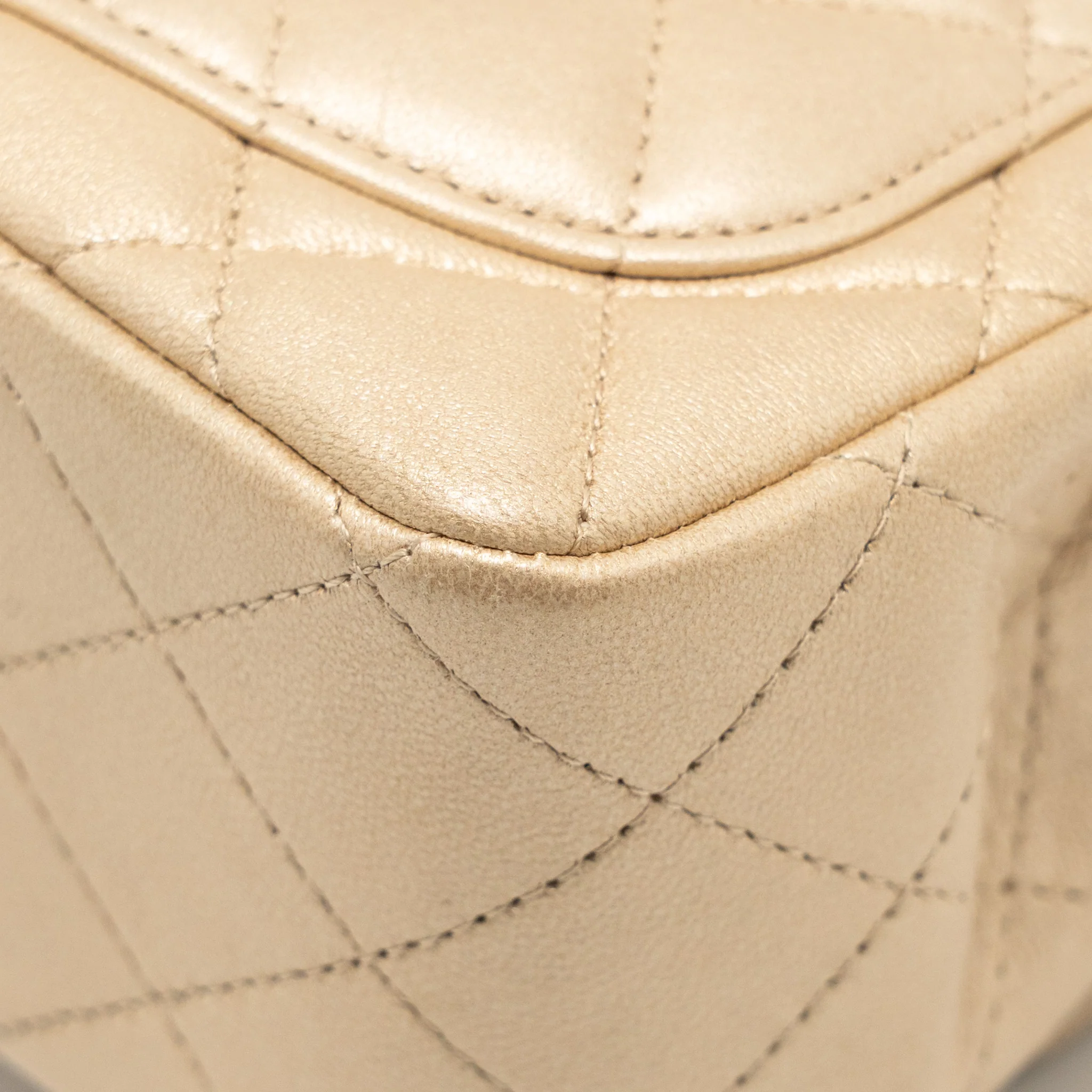 Chanel Mini Square flap Bag Lambskin Gold GHW - Image 10