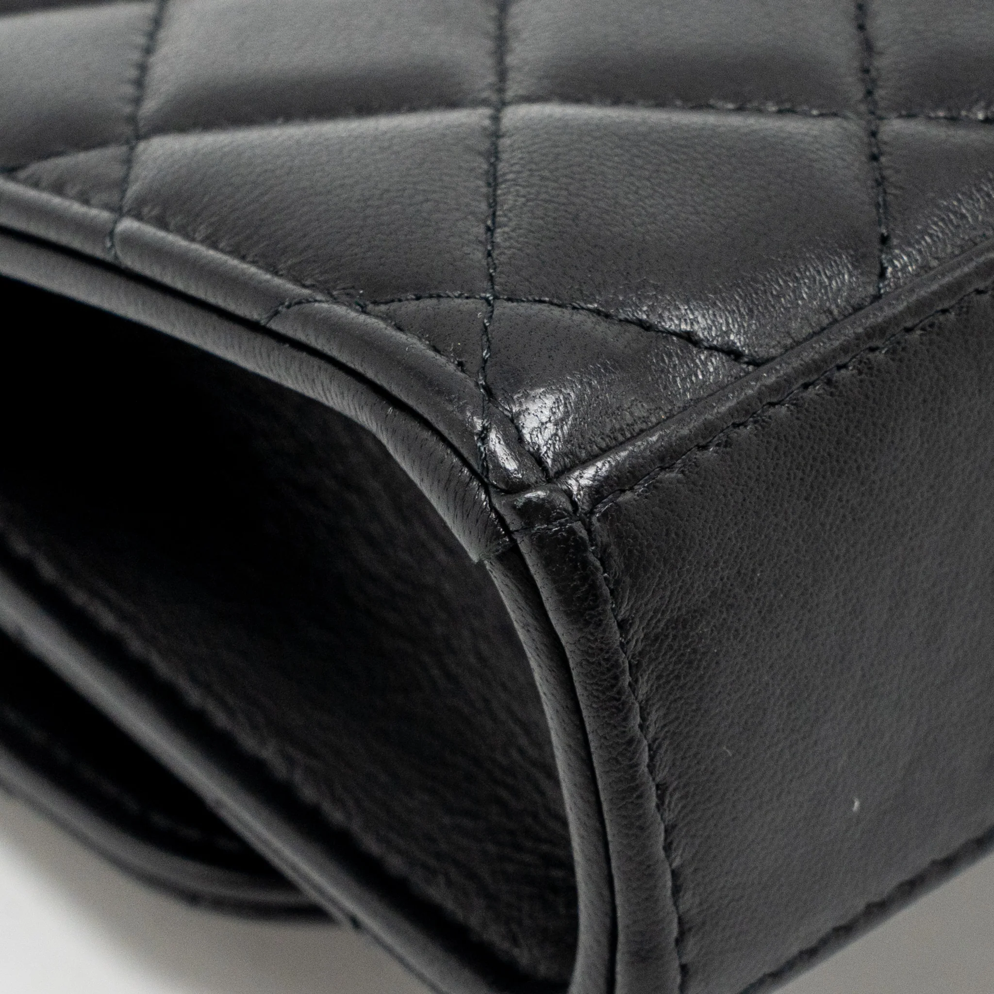 Chanel mini trendy cc clutch with chain lambskin black LGHW - Image 11