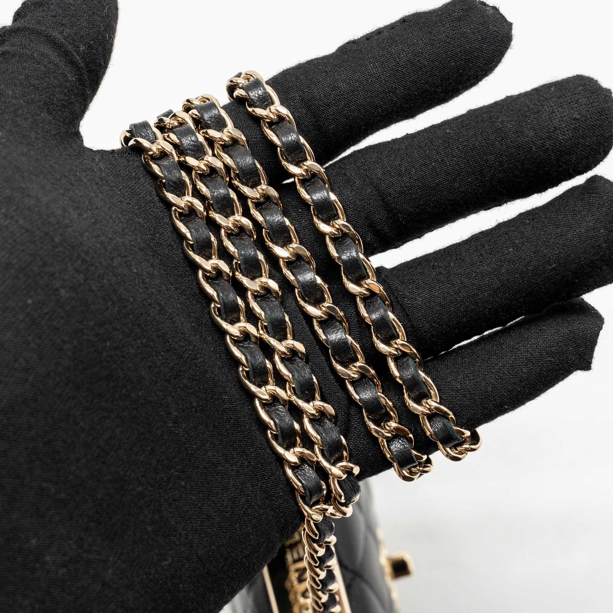 Chanel mini trendy cc clutch with chain lambskin black LGHW - Image 21