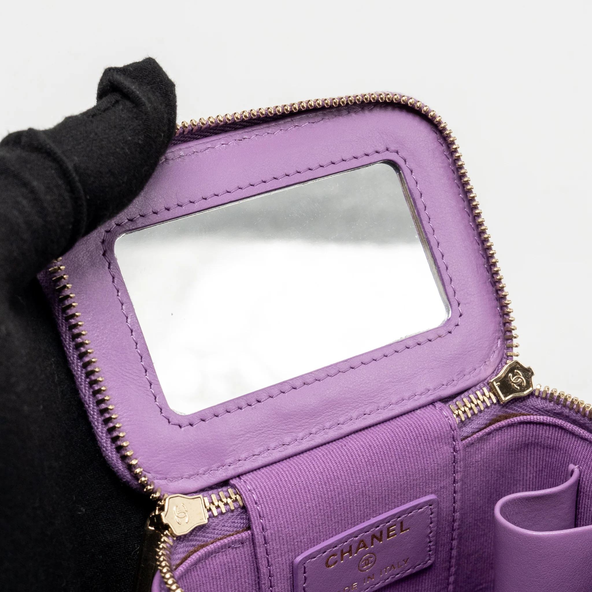 Chanel Mini Vanity Case with Giant Chain Lambskin Purple LGHW - Image 14