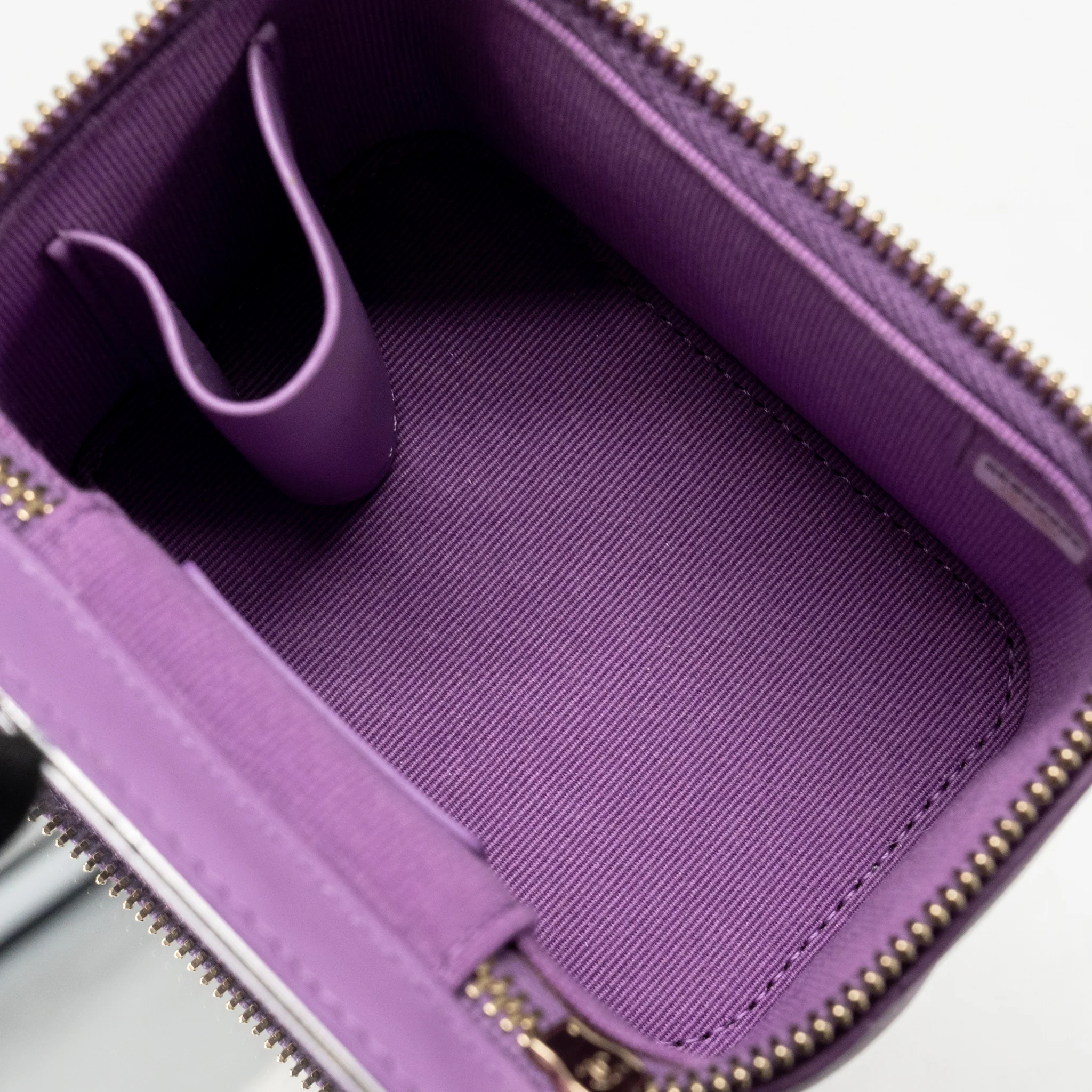Chanel Mini Vanity Case with Giant Chain Lambskin Purple LGHW - Image 15
