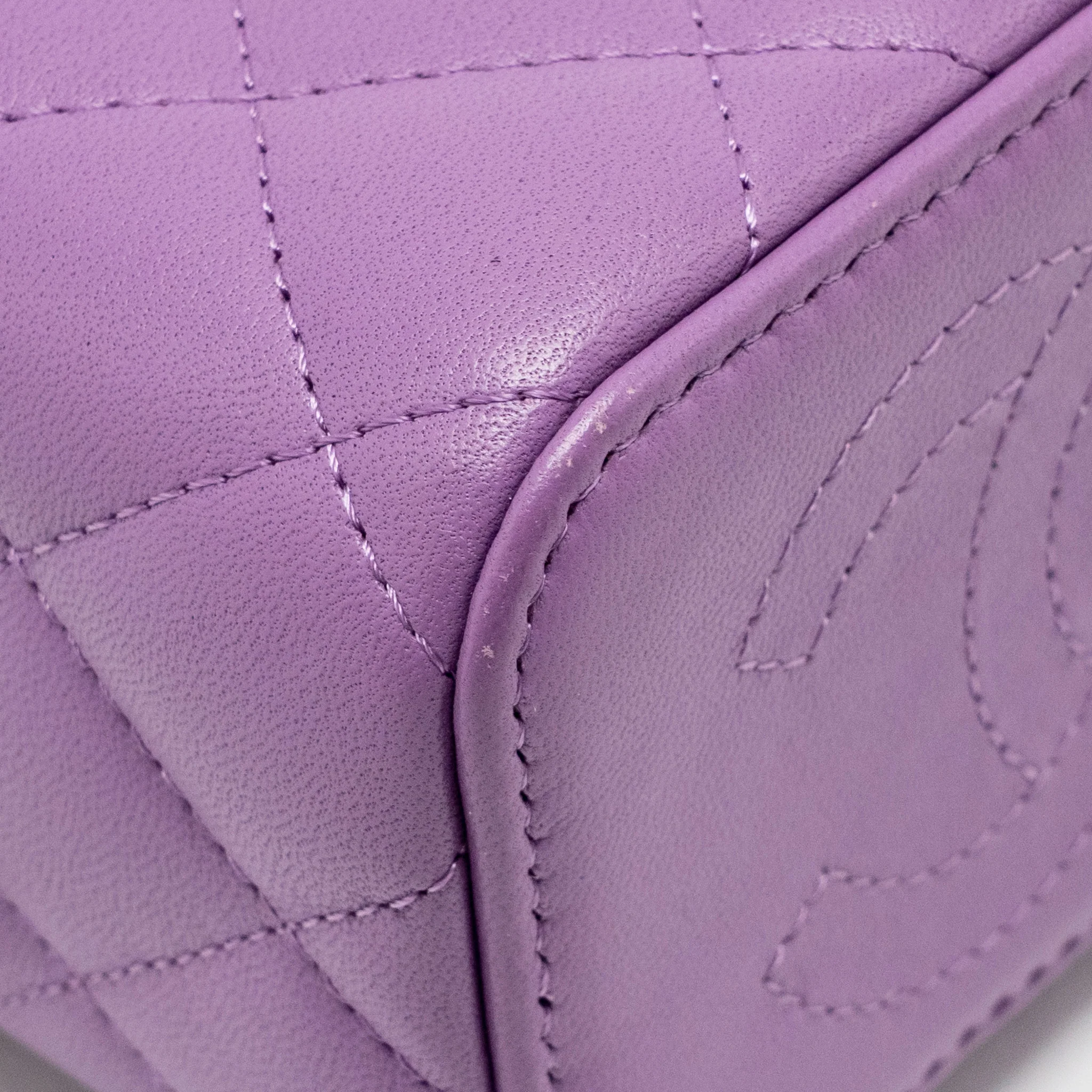 Chanel Mini Vanity Case with Giant Chain Lambskin Purple LGHW - Image 9
