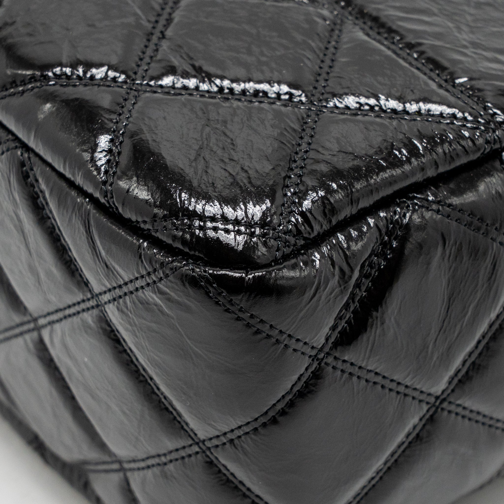Chanel Paris-31 rue Cambon timeless shopping tote quilted shiny aged calfskin black multicoloured hardware - Image 10