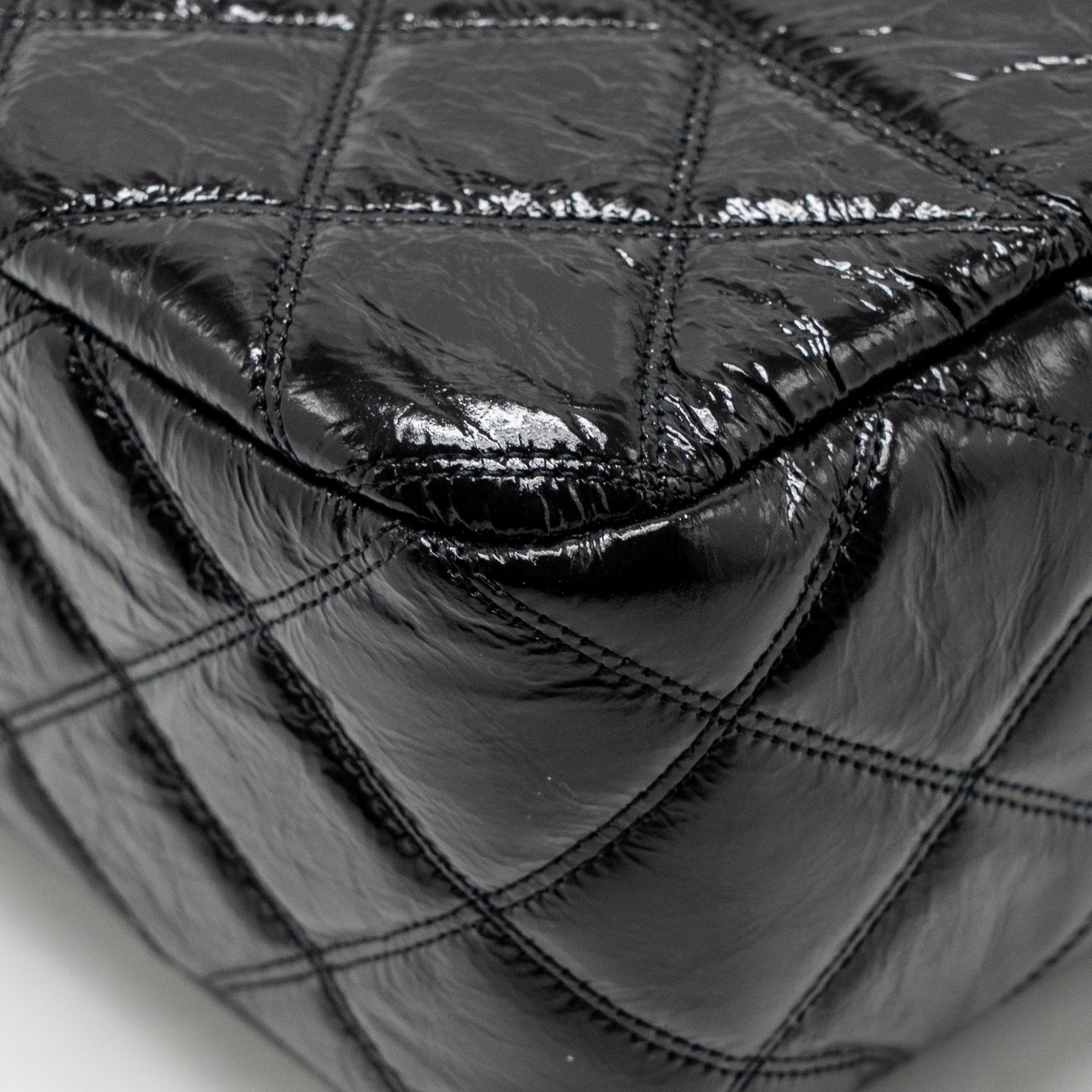 Chanel Paris-31 rue Cambon timeless shopping tote quilted shiny aged calfskin black multicoloured hardware - Image 12