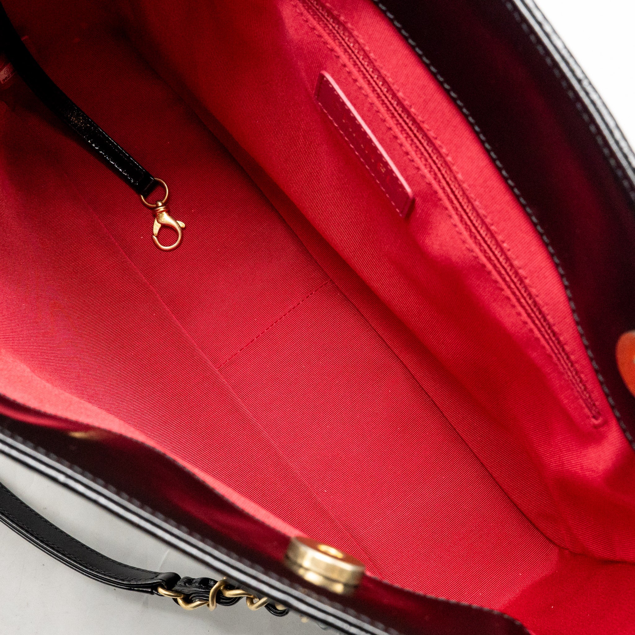 Chanel Paris-31 rue Cambon timeless shopping tote quilted shiny aged calfskin black multicoloured hardware - Image 14