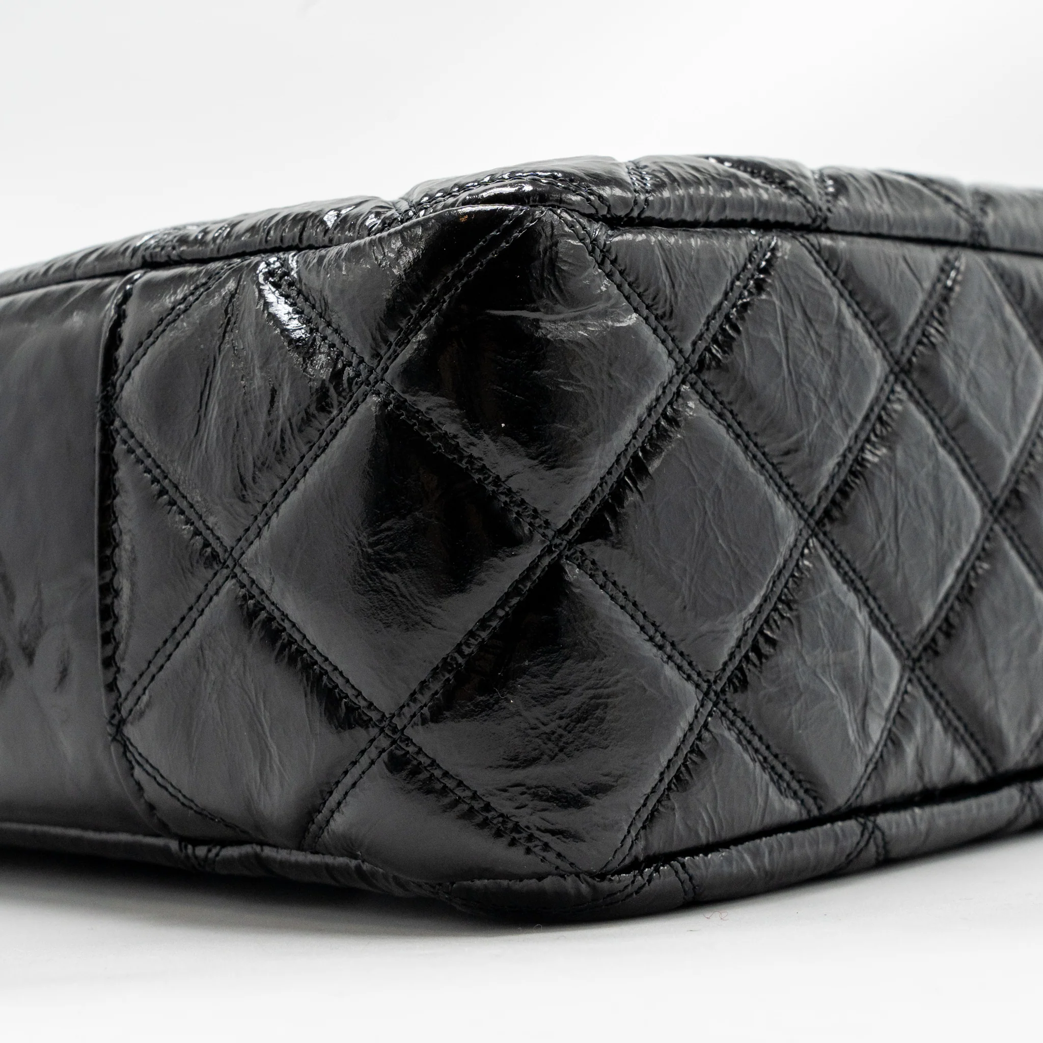 Chanel Paris-31 rue Cambon timeless shopping tote quilted shiny aged calfskin black multicoloured hardware - Image 7
