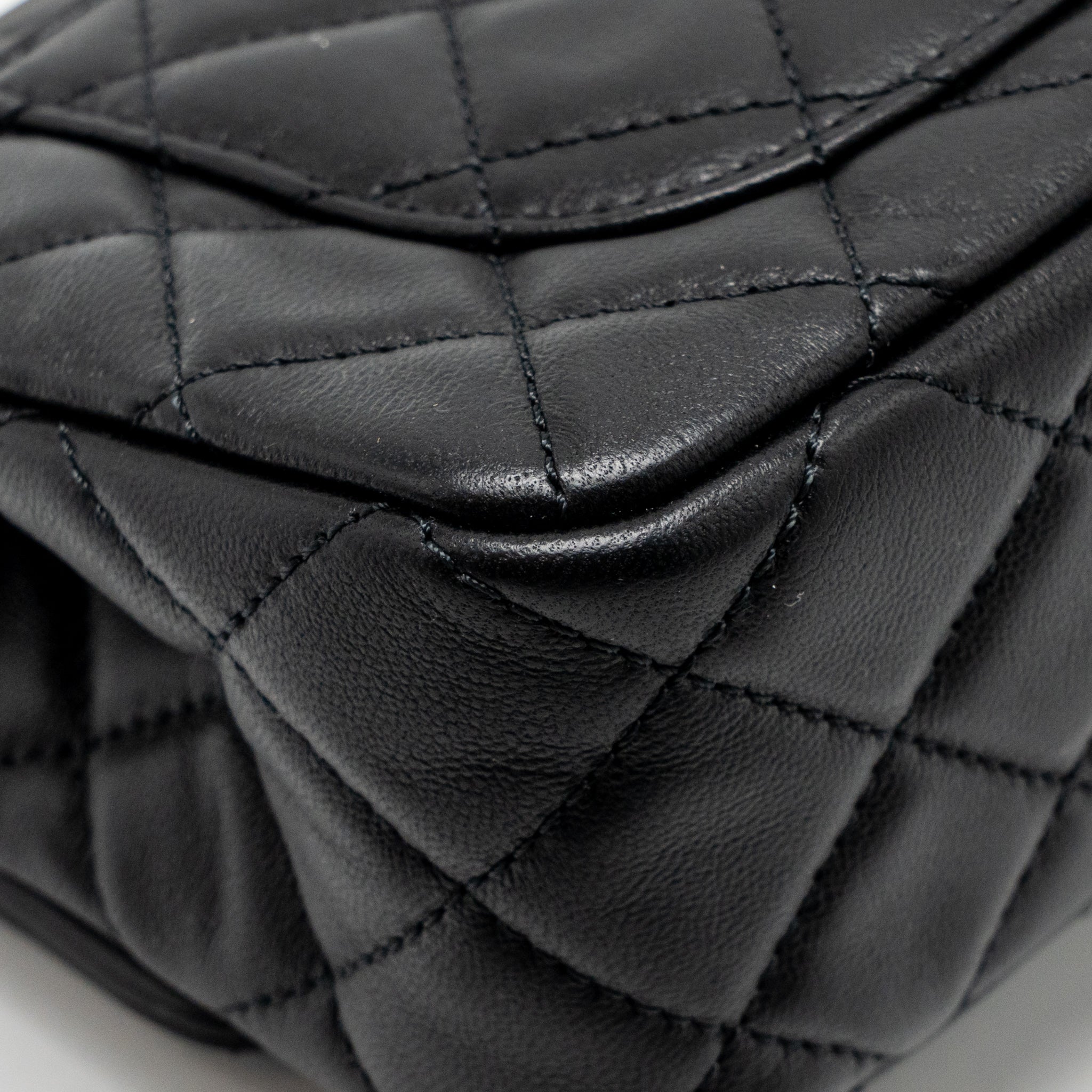 Chanel Pearl Crush mini rectangular Flap bag lambskin black GHW (microchip) - Image 11