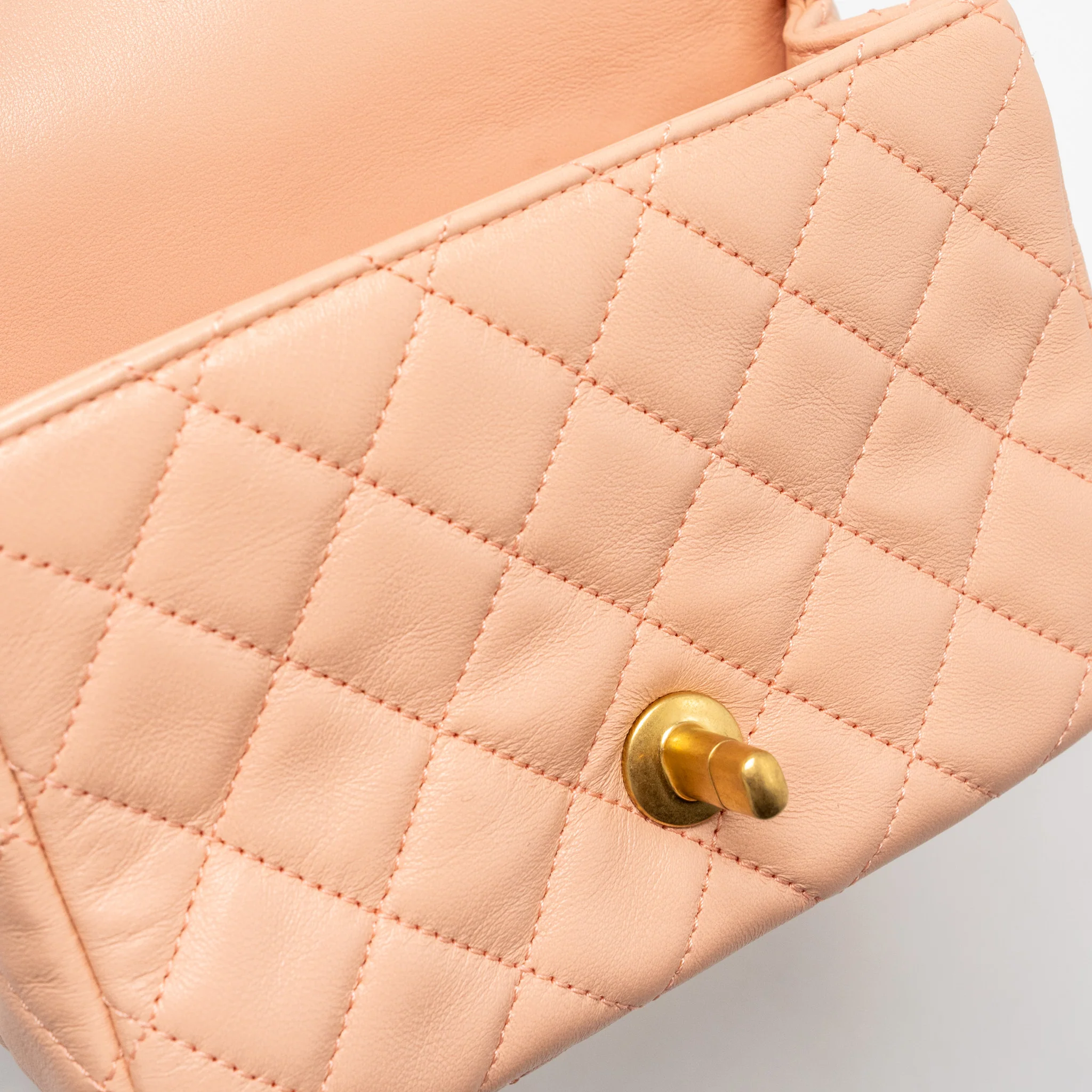 Chanel Pearl Crush Mini Square Flap bag lambskin light pink GHW (microchip) - Image 12