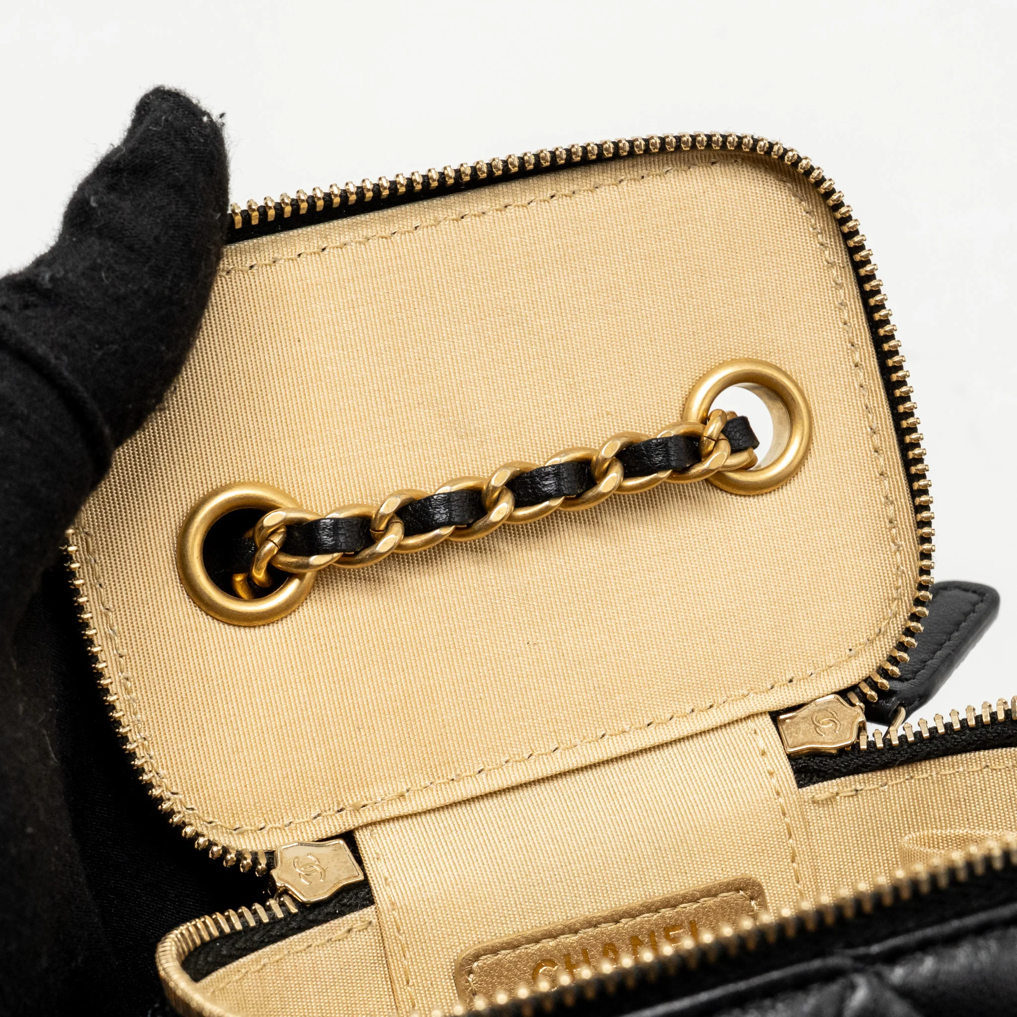 Chanel Pearl Crush Mini Vanity with Chain Lambskin Black GHW - Image 14