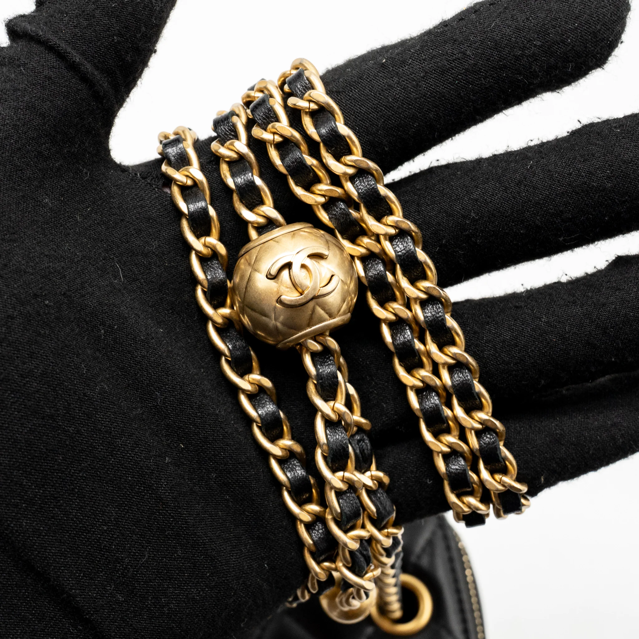 Chanel Pearl Crush Mini Vanity with Chain Lambskin Black GHW - Image 18