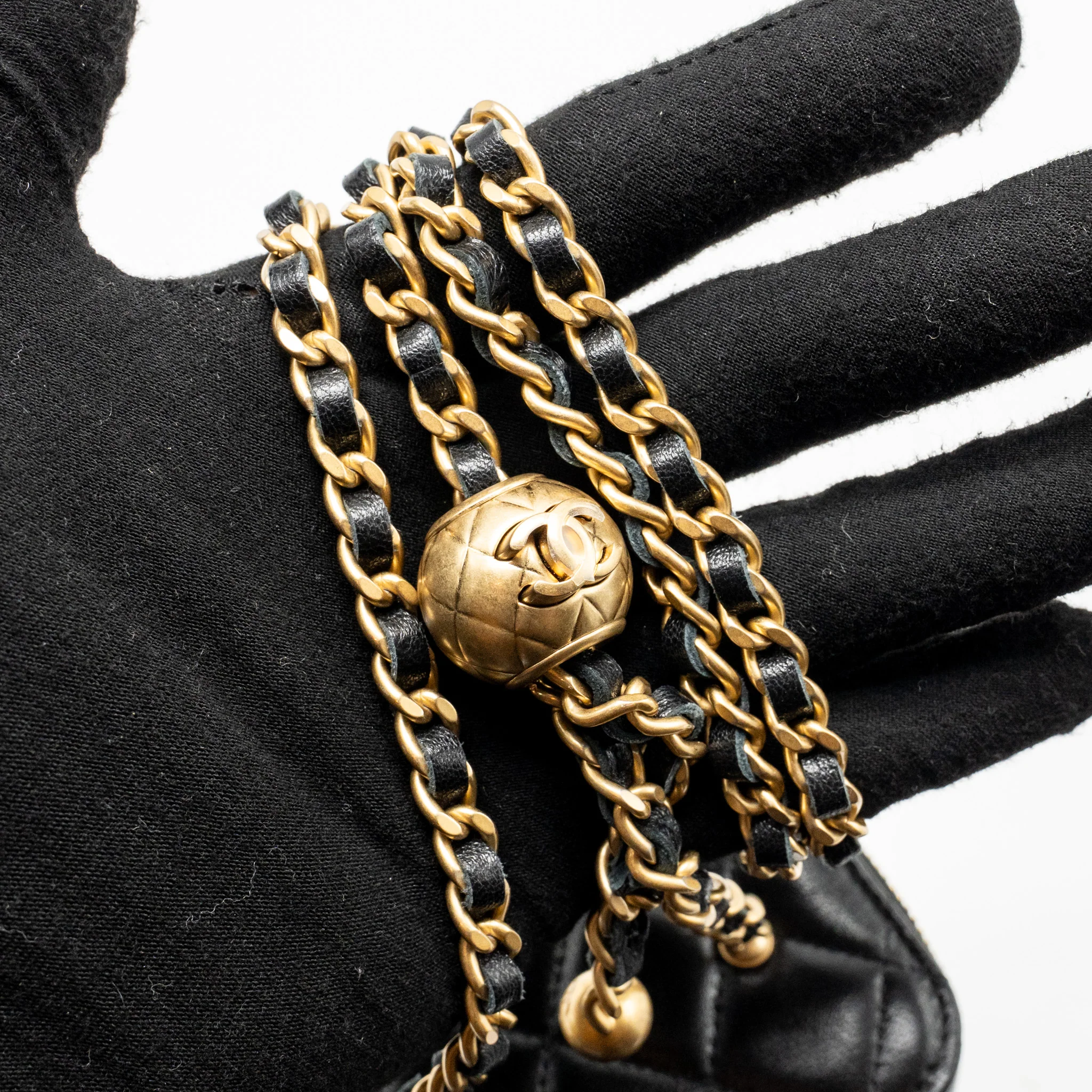 Chanel Pearl Crush Mini Vanity with Chain Lambskin Black GHW (Microchip) - Image 17