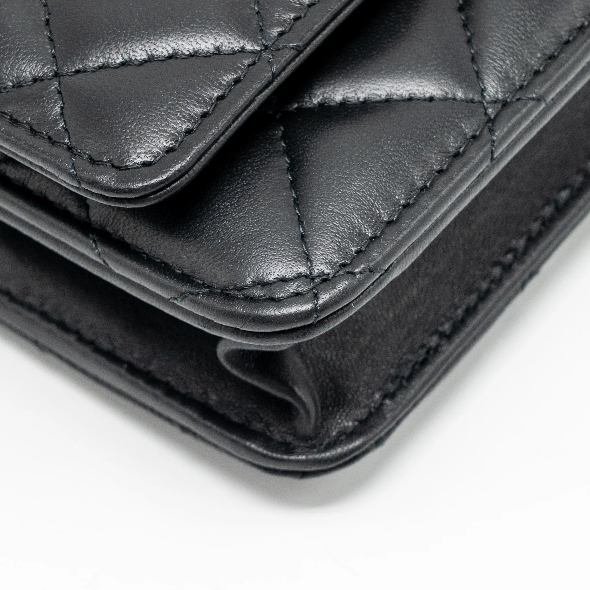 CHANEL Pearl Crush Wallet on Chain Lambskin Black GHW (Microchip) - Image 8