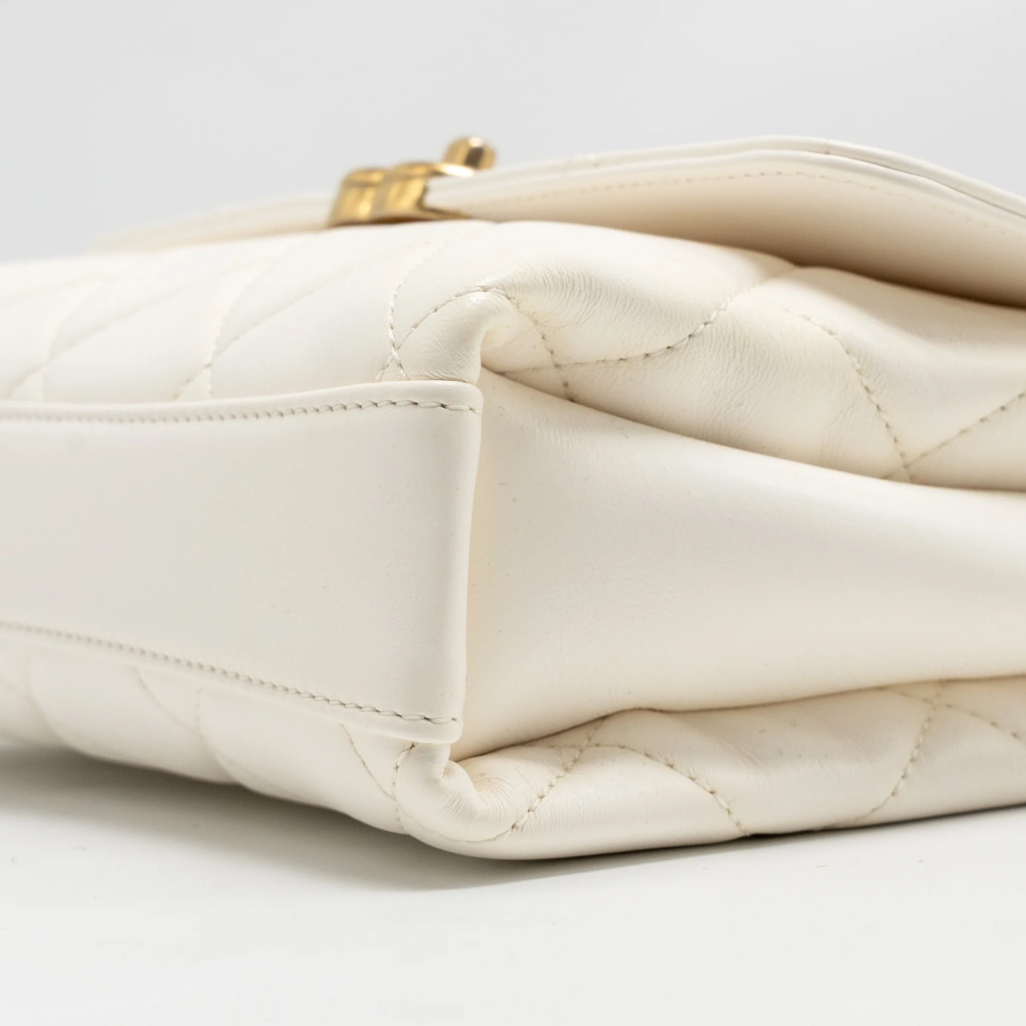 Chanel Quilted Flap Bag with Letter Chain Lambskin White GHW (Microchip) - Image 7
