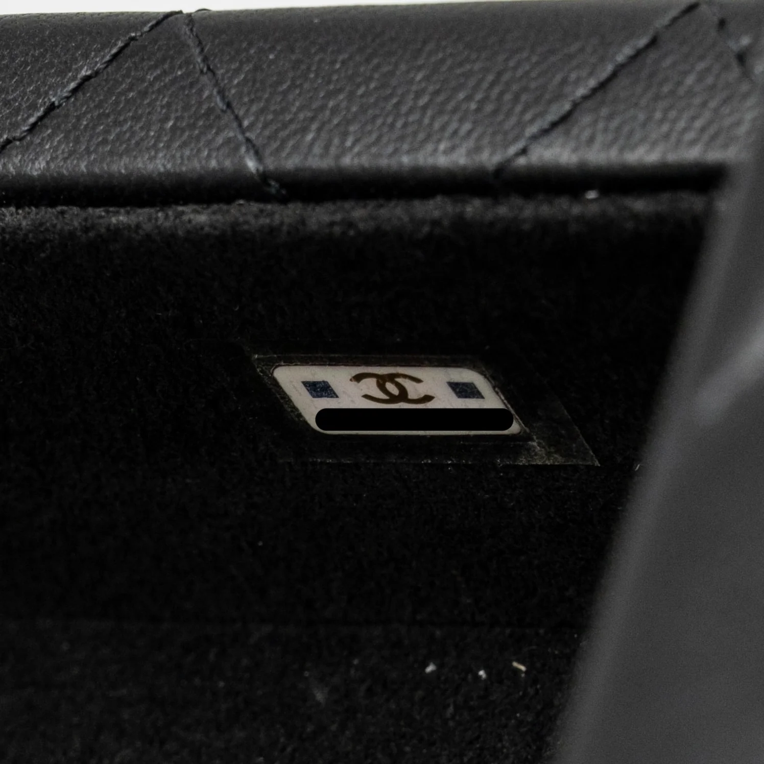 Chanel quilted jewellery box lambskin black LGHW (Microchip) - Image 13