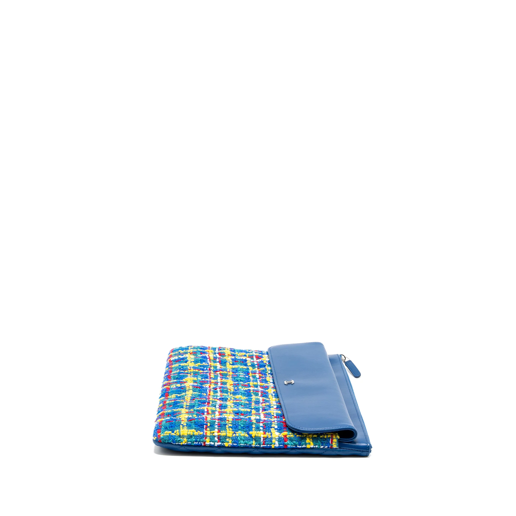 Chanel Quilted O-Case Pouch Tweed/Leather Blue/Multicolour SHW - Image 4