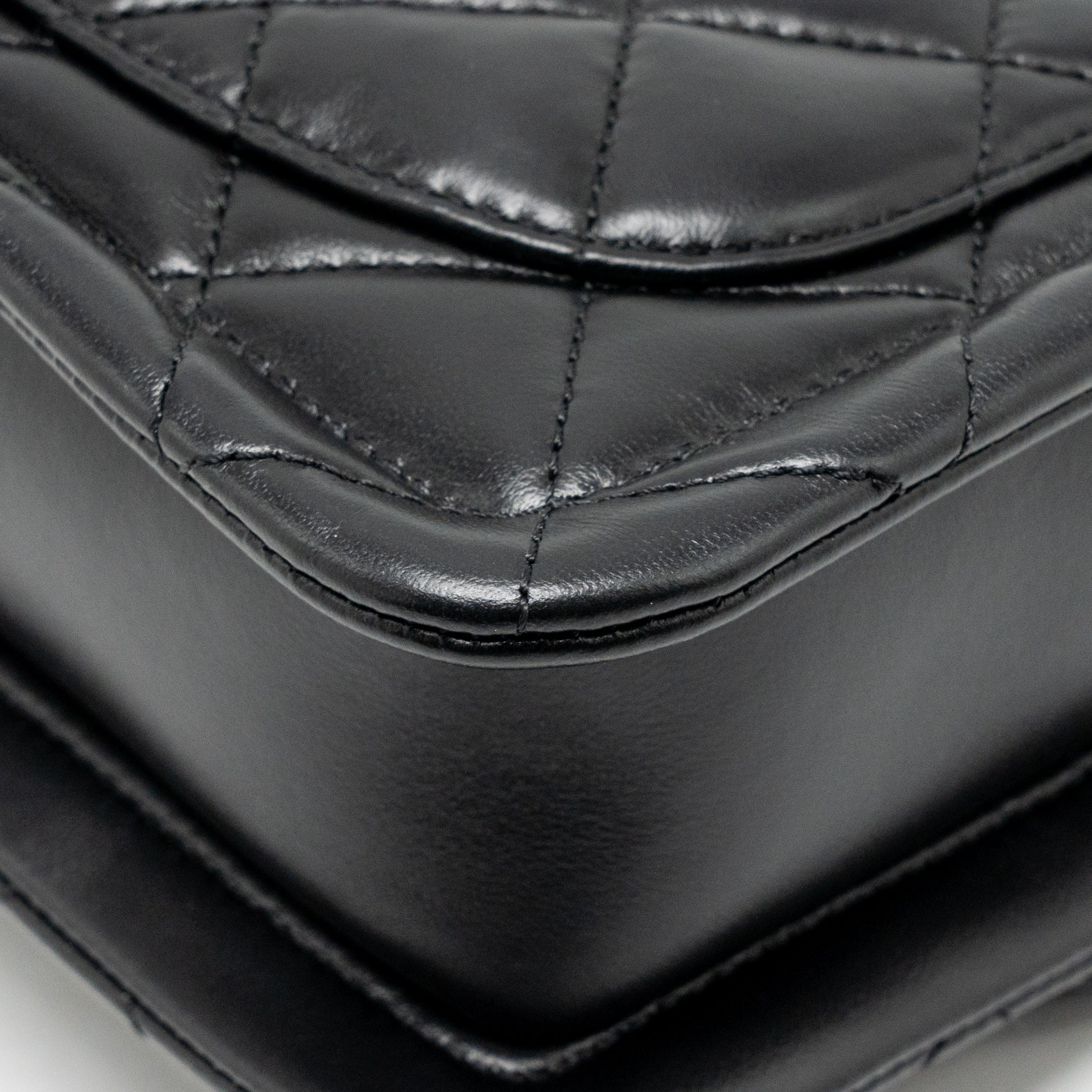 Chanel Quilted square flap bag lambskin black GHW - Image 12
